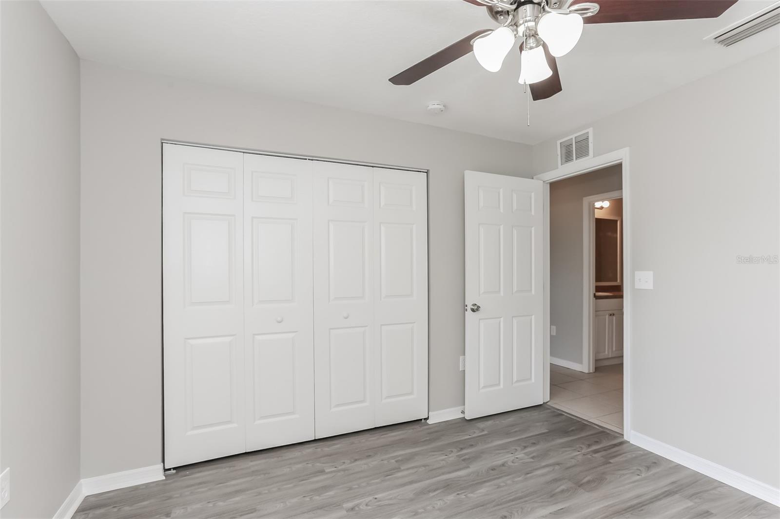 Image 12 of 16 For 2517 3rd Avenue E