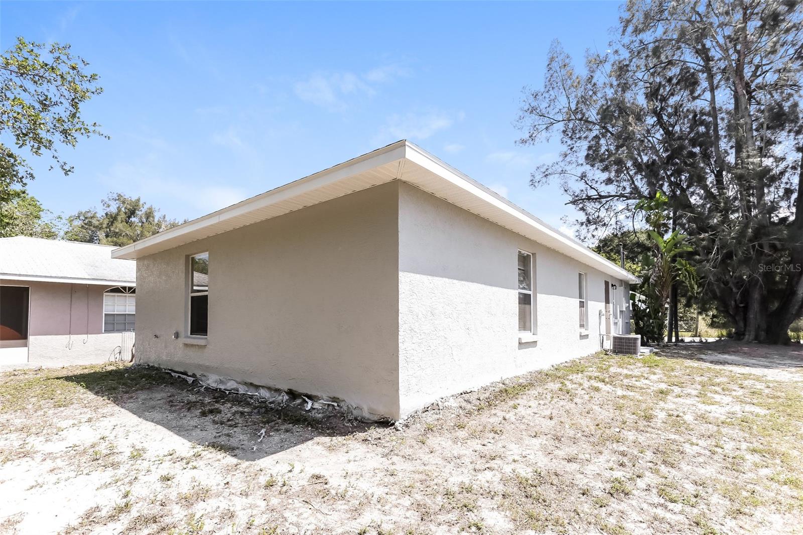 Image 15 of 16 For 2517 3rd Avenue E