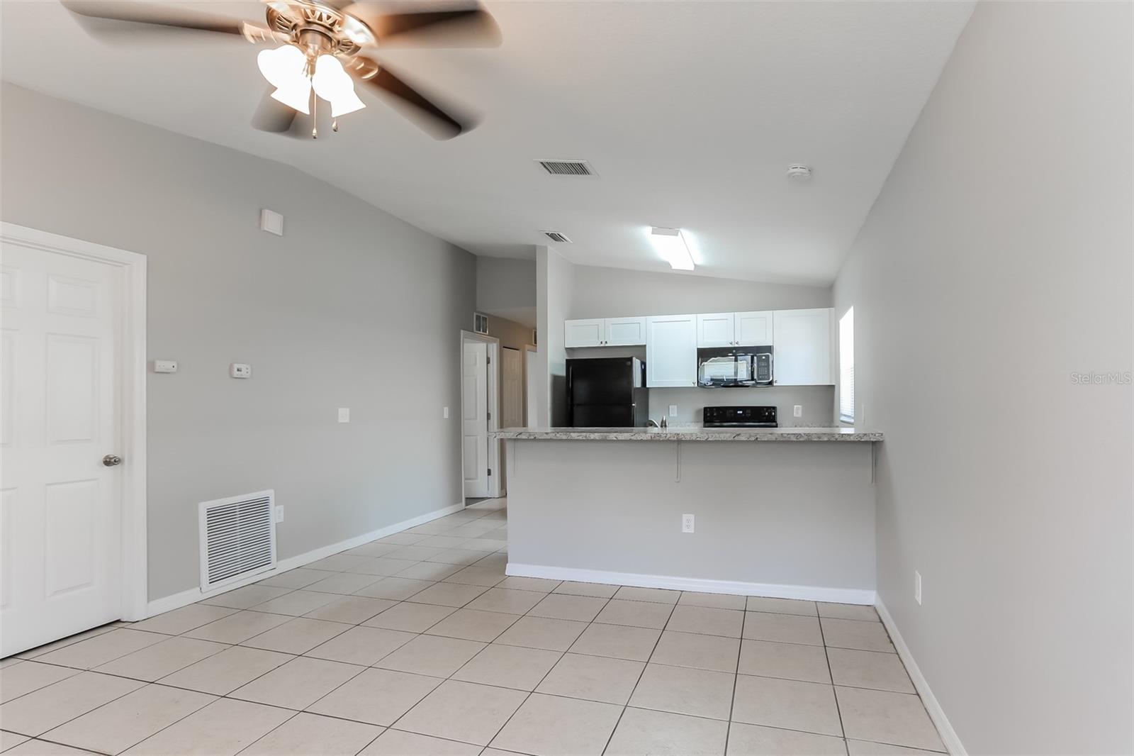 Image 3 of 16 For 2517 3rd Avenue E