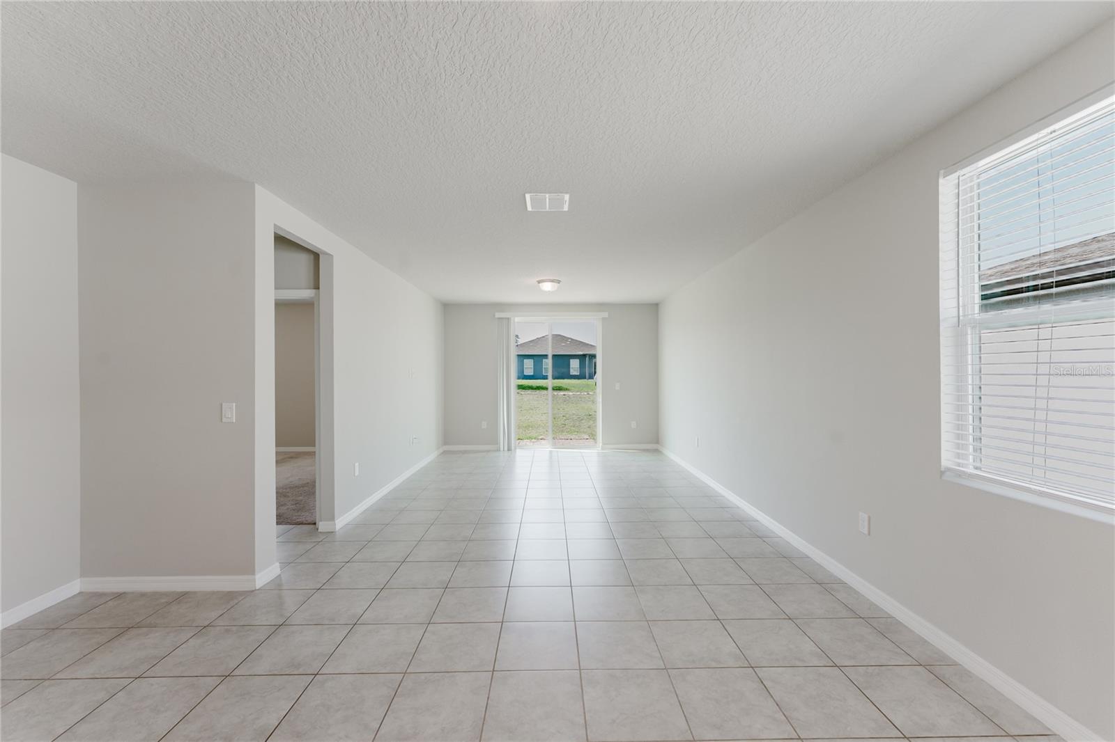 Image 7 of 25 For 849 Teton Street