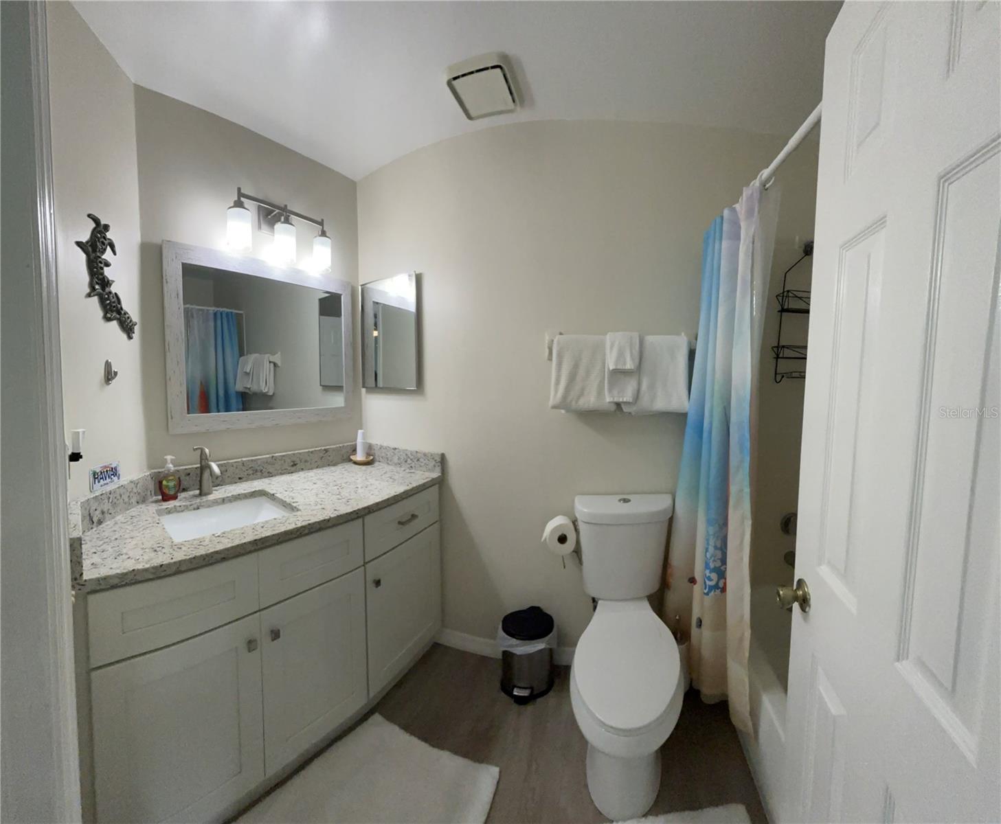Image 15 of 31 For 4244 Sun Village Court 160