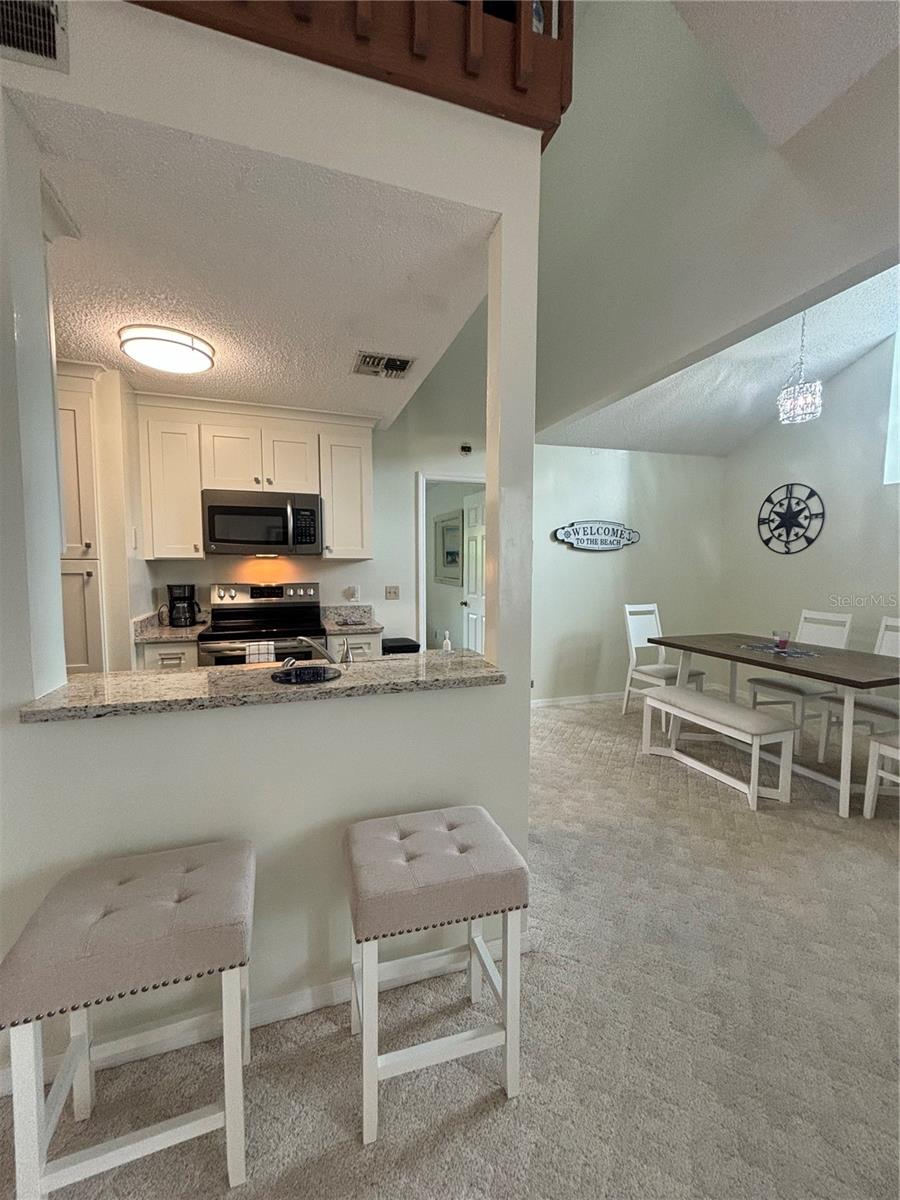 Image 7 of 31 For 4244 Sun Village Court 160