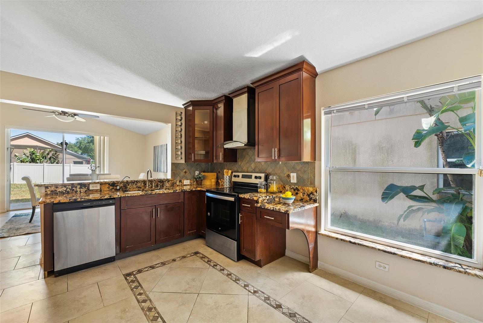 Image 11 of 37 For 5537 Misty Woods Drive