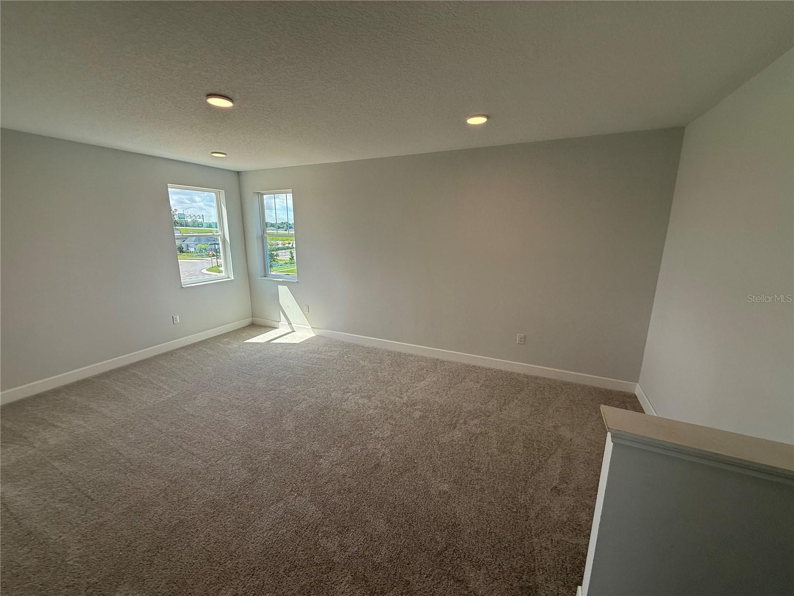 Image 17 of 29 For 873 Pointe Emerson Boulevard