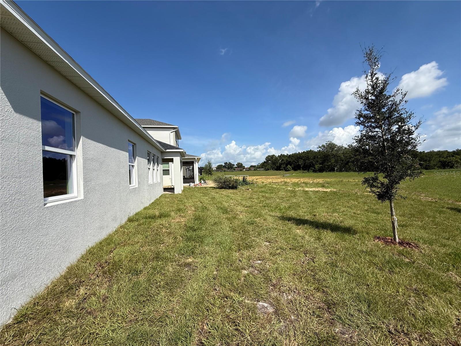 Image 20 of 29 For 873 Pointe Emerson Boulevard