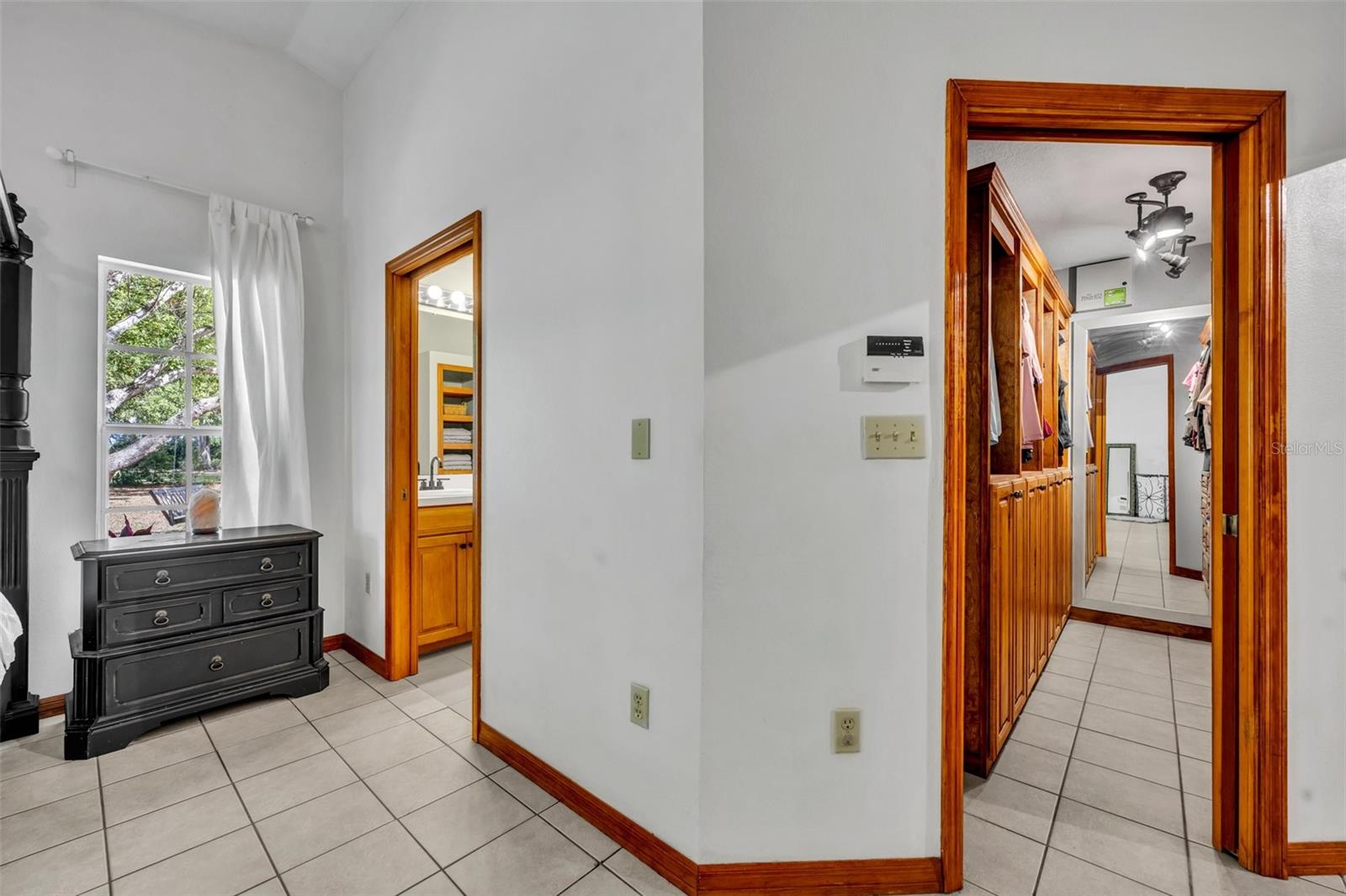 Image 23 of 61 For 2810 Windsong Lane