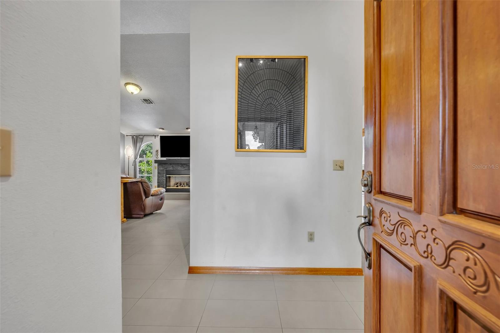 Image 4 of 61 For 2810 Windsong Lane