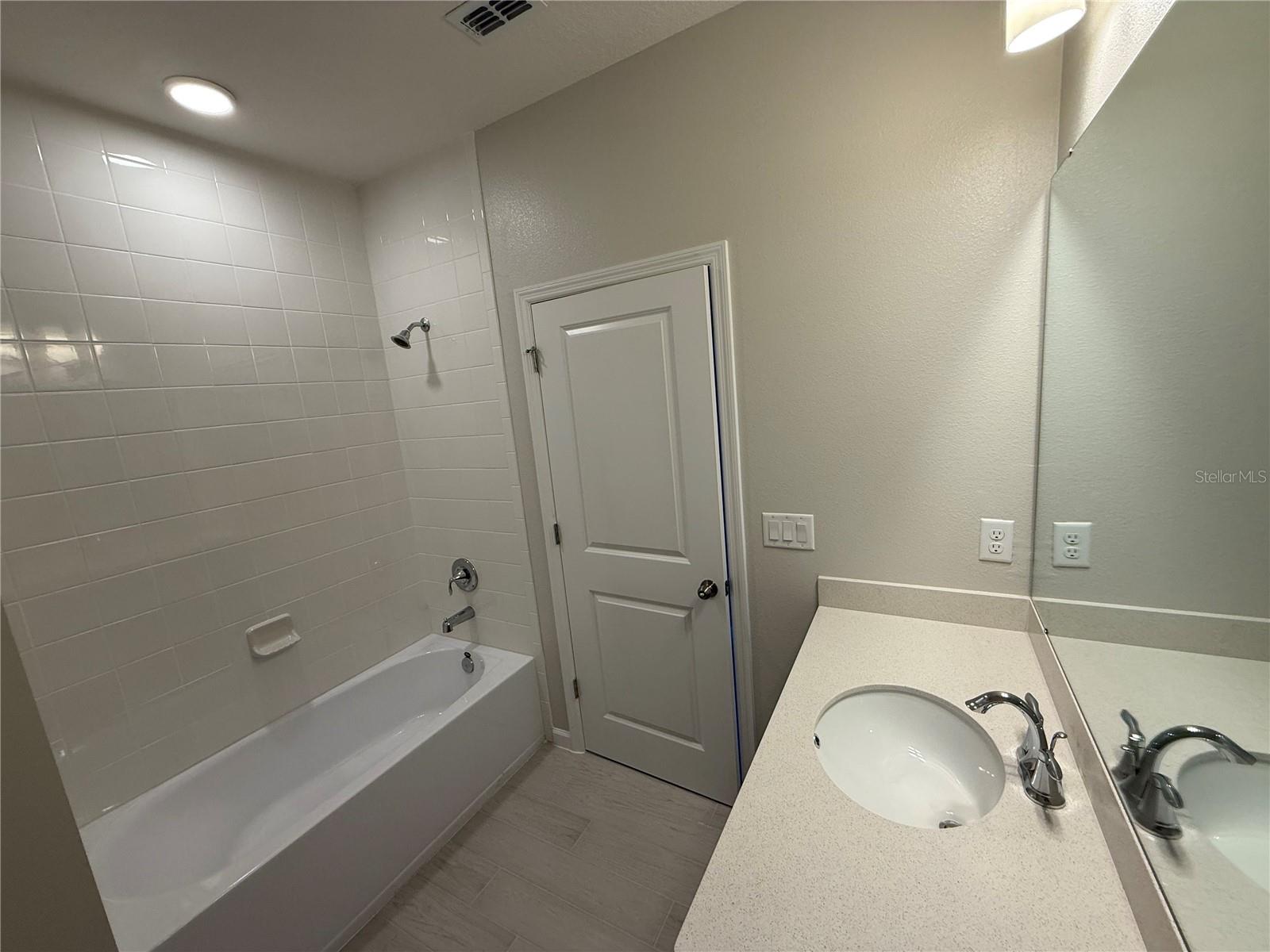Image 10 of 24 For 628 Pothos Street