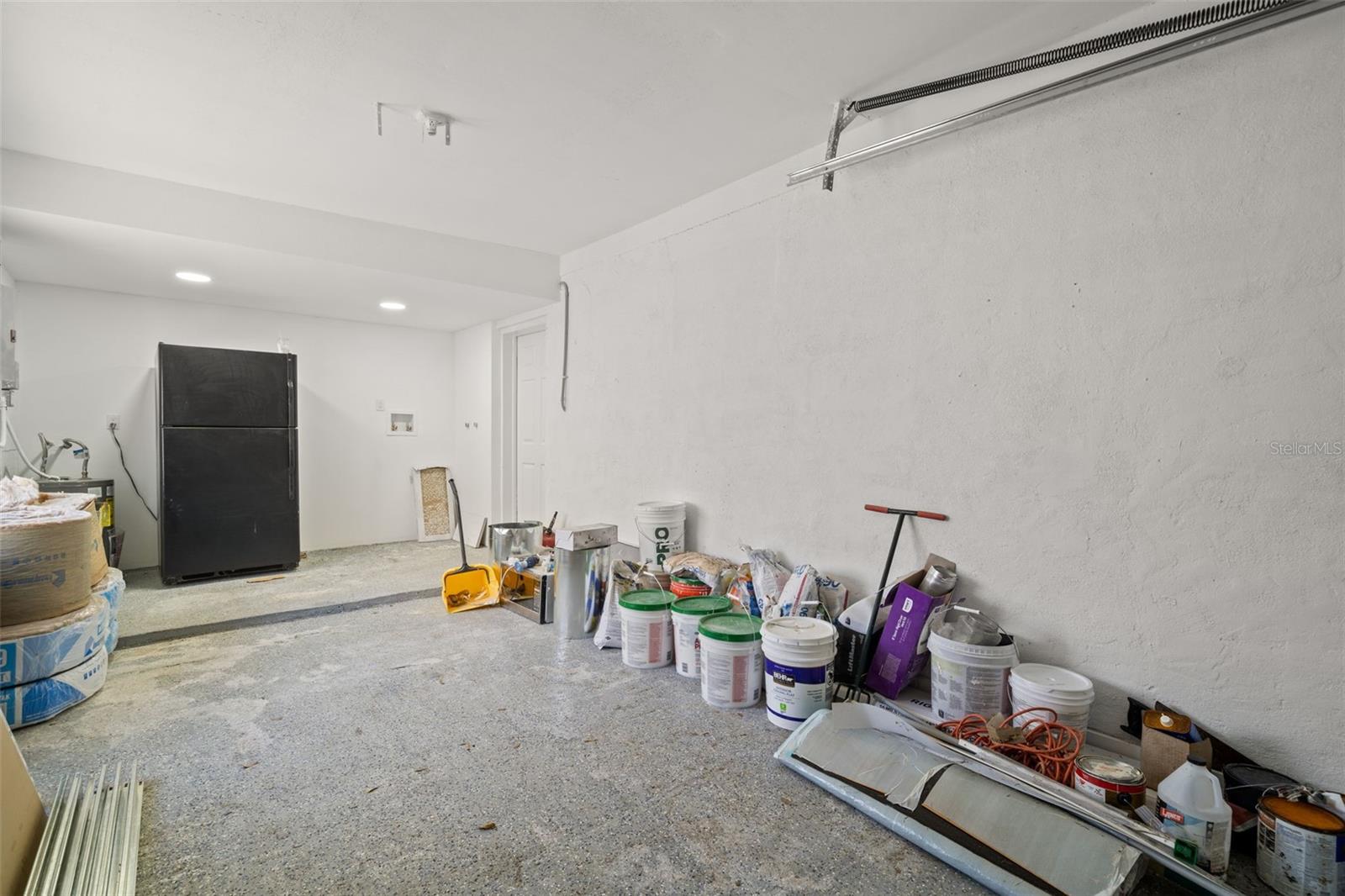 Image 18 of 25 For 4135 Des Moines Street Ne 4135