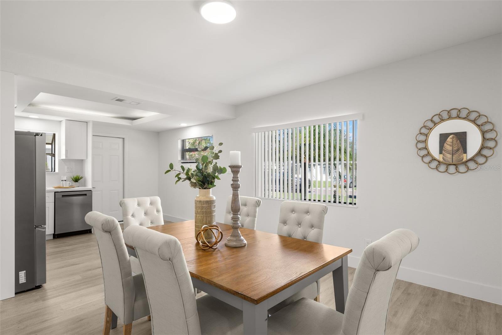 Image 7 of 25 For 4135 Des Moines Street Ne 4135