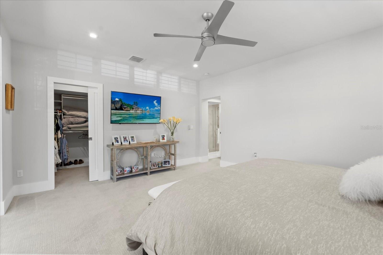 Image 15 of 42 For 311 Morse Boulevard 2-3