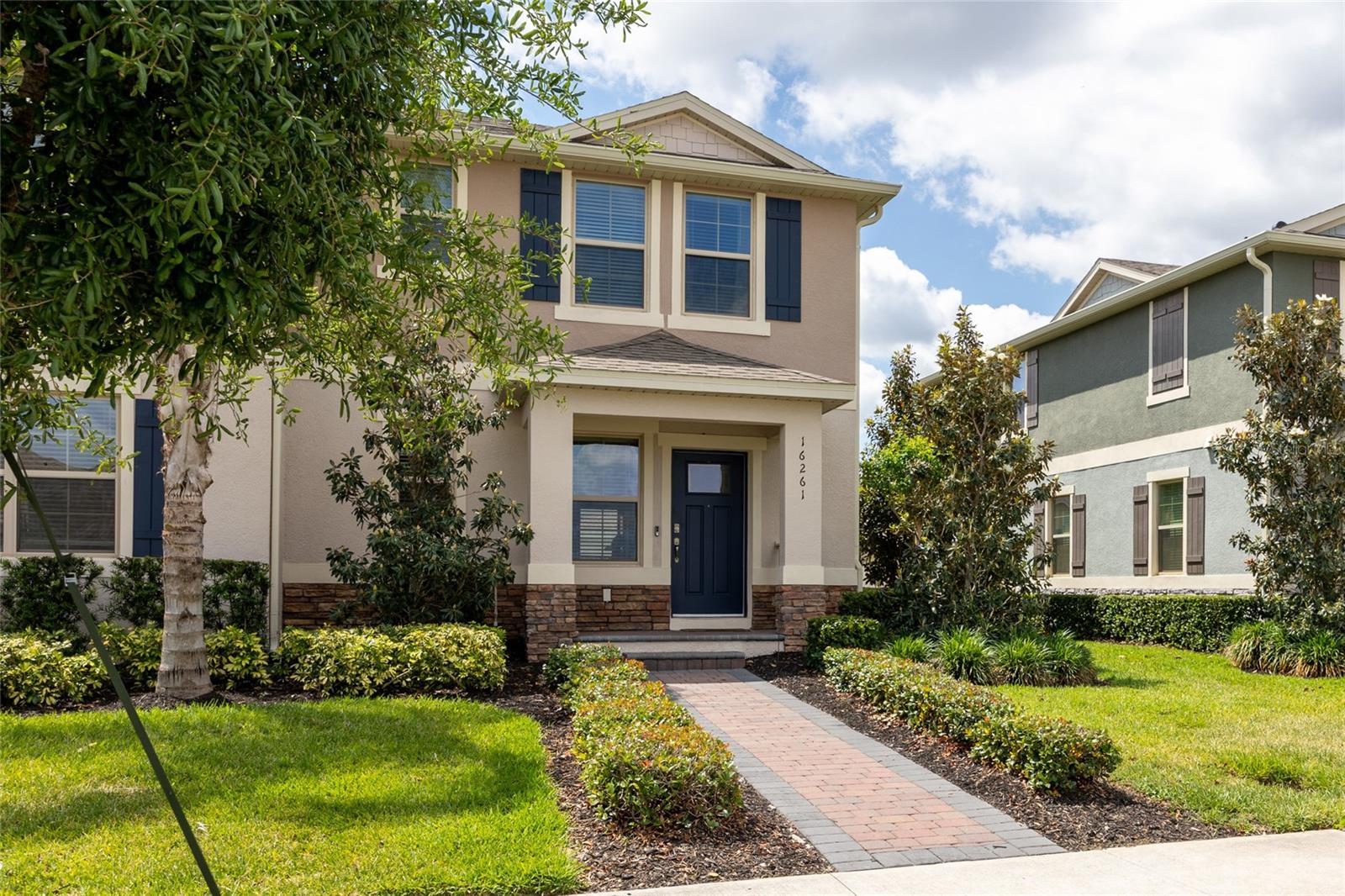 Image 25 of 43 For 16261 Admirals Cove Lane