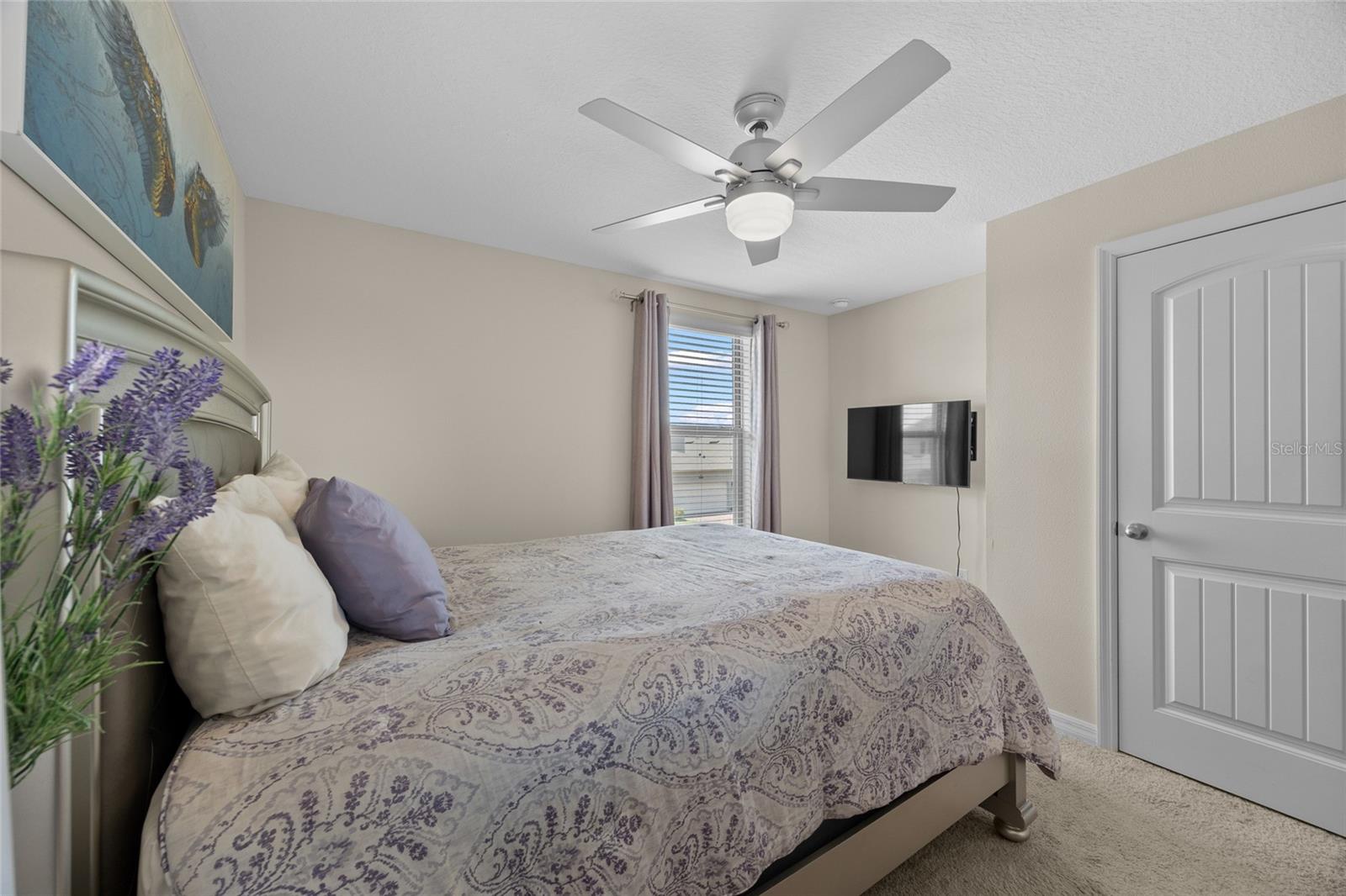 Image 9 of 43 For 16261 Admirals Cove Lane