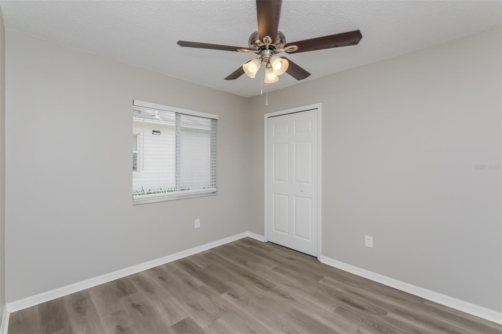 Image 11 of 16 For 523 Scarlet Maple Court