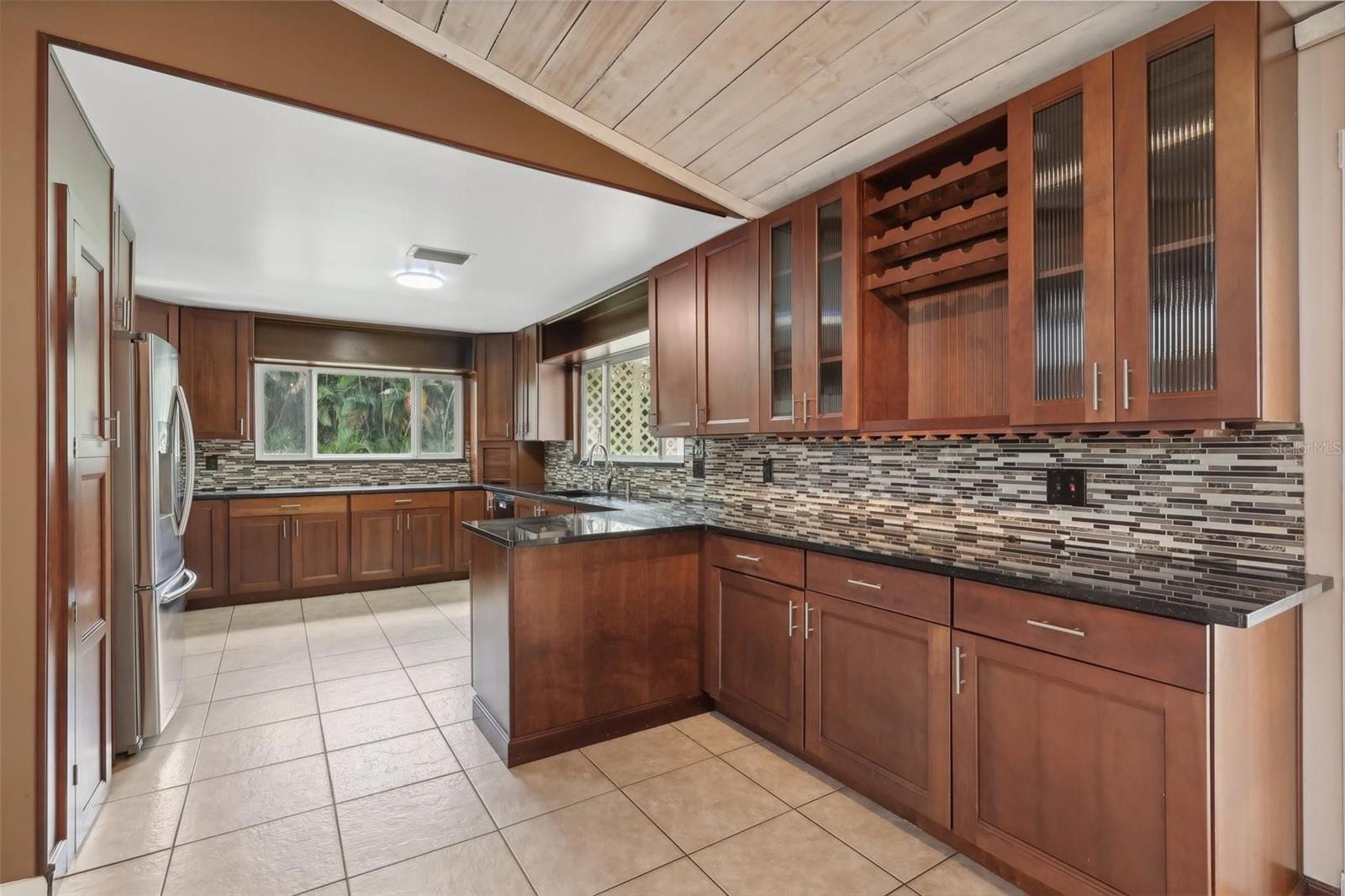 Image 10 of 51 For 11352 Persimmon Boulevard
