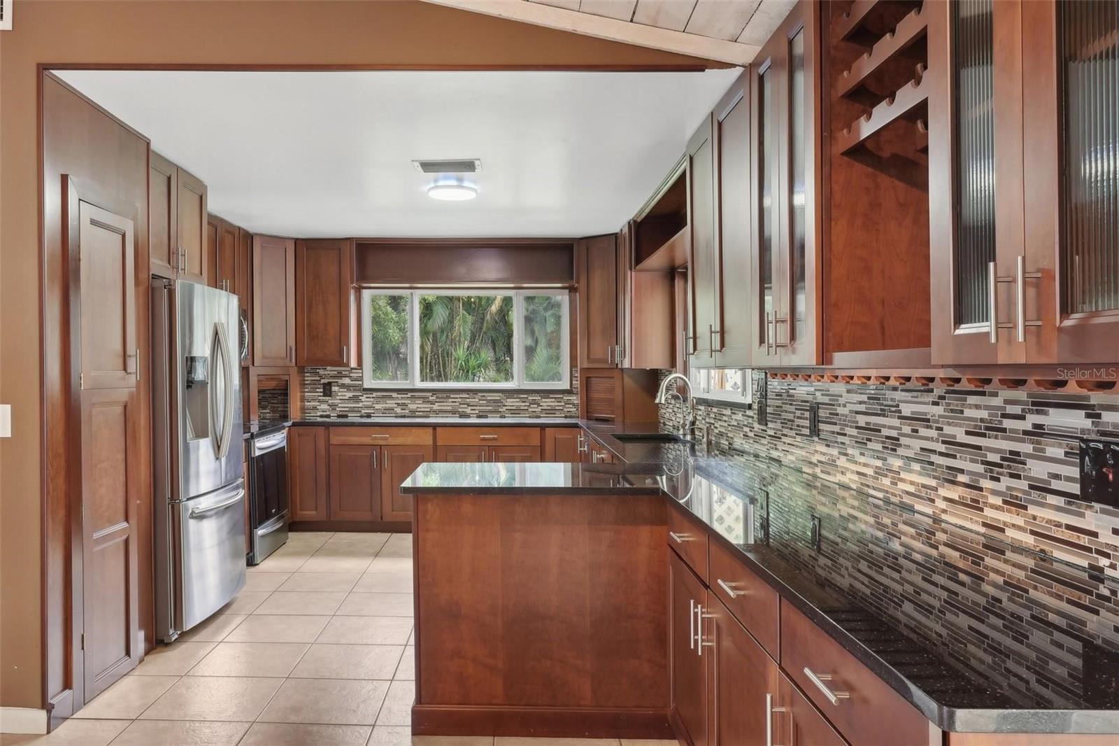 Image 11 of 51 For 11352 Persimmon Boulevard