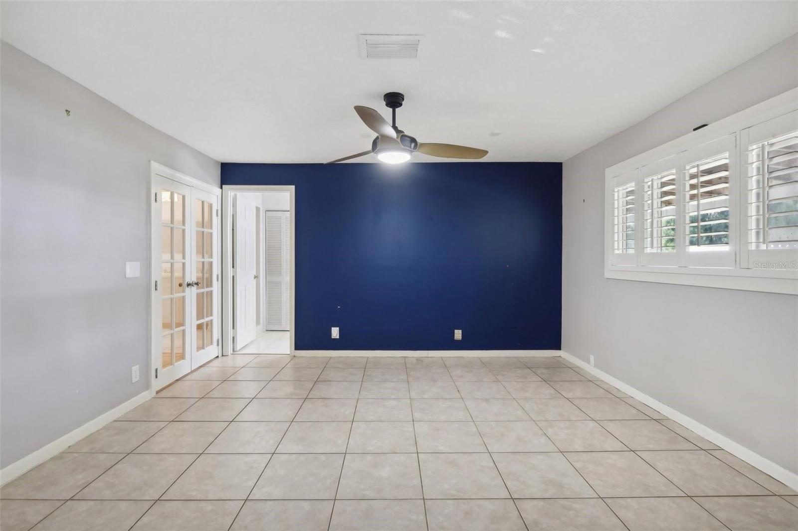 Image 23 of 51 For 11352 Persimmon Boulevard