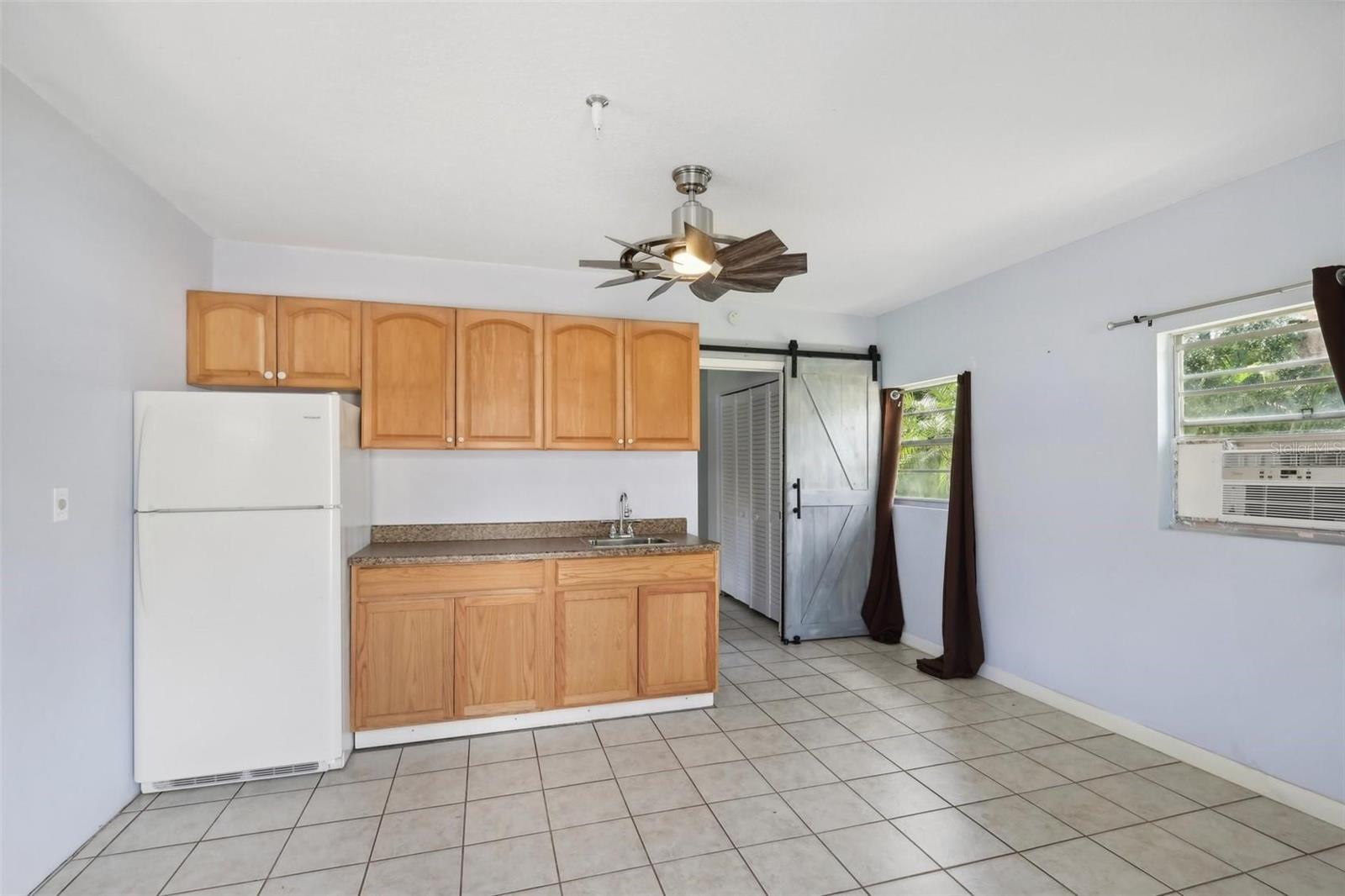 Image 36 of 51 For 11352 Persimmon Boulevard