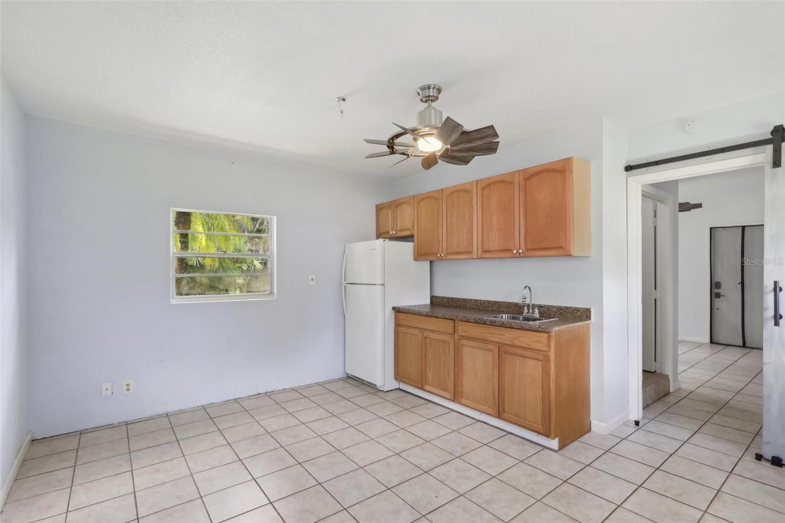 Image 37 of 51 For 11352 Persimmon Boulevard