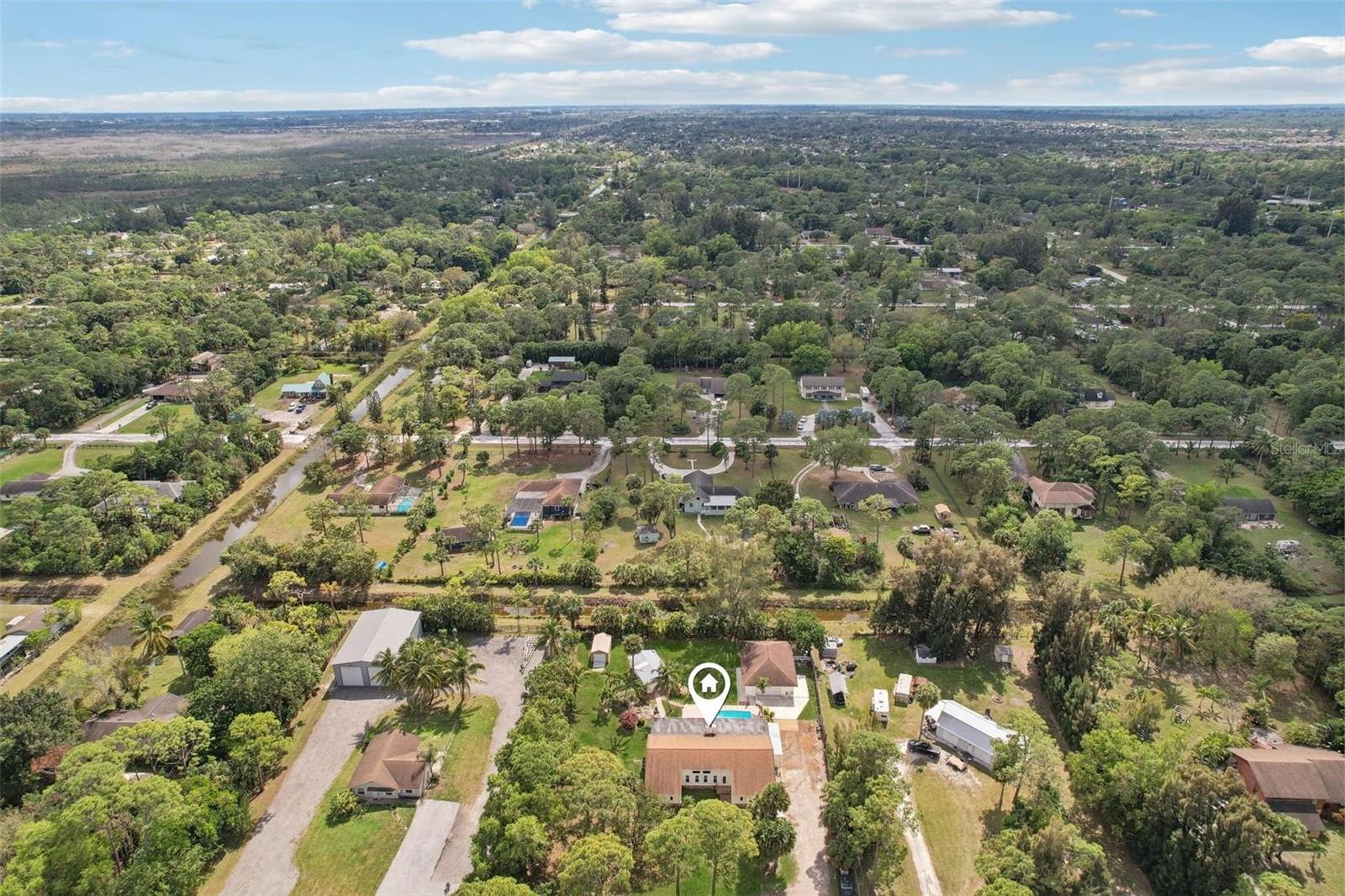 Image 40 of 51 For 11352 Persimmon Boulevard