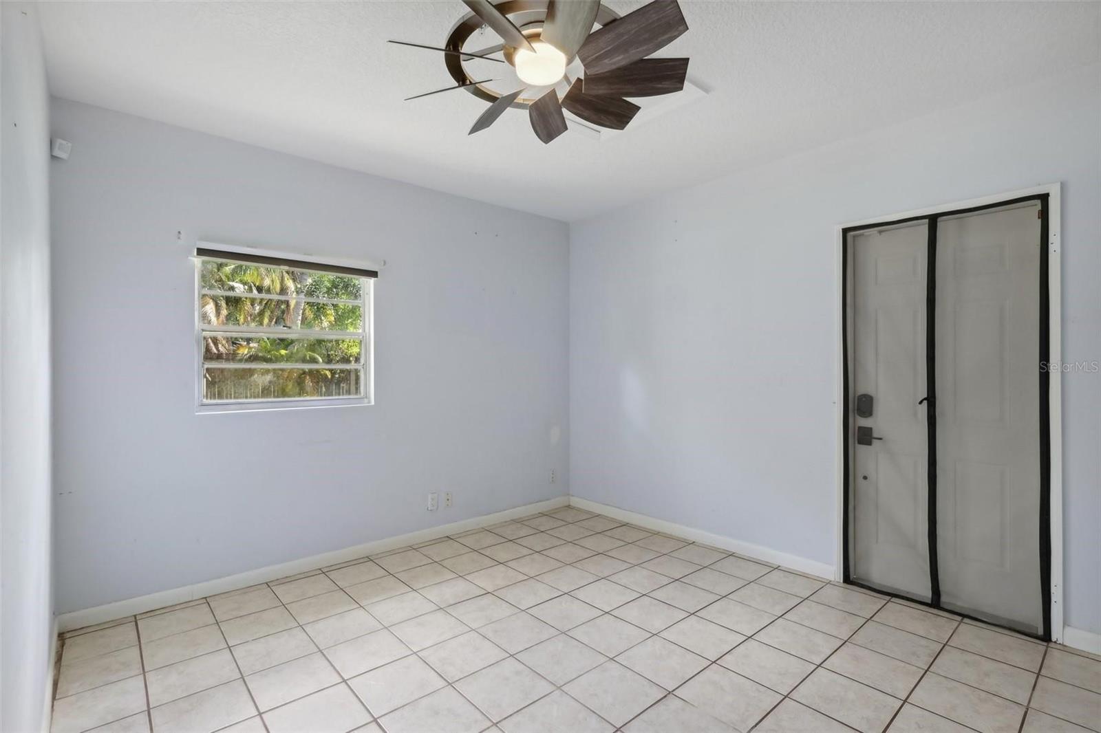 Image 41 of 51 For 11352 Persimmon Boulevard