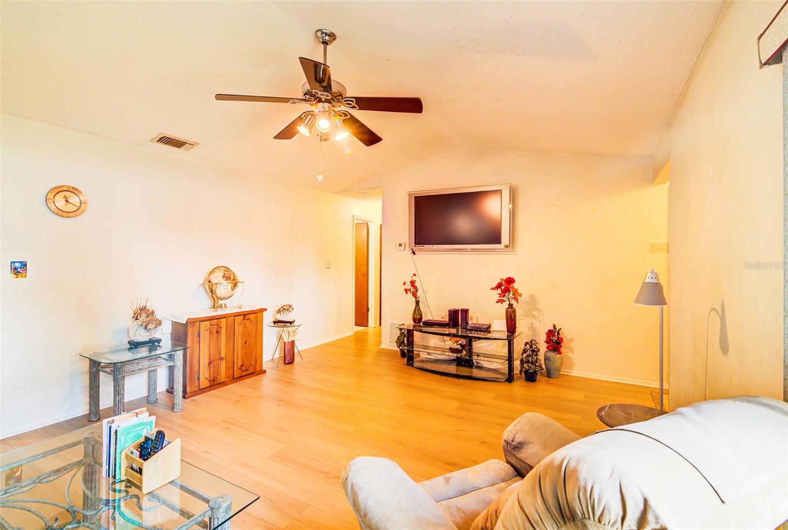 Image 10 of 52 For 2729 Hilda Court