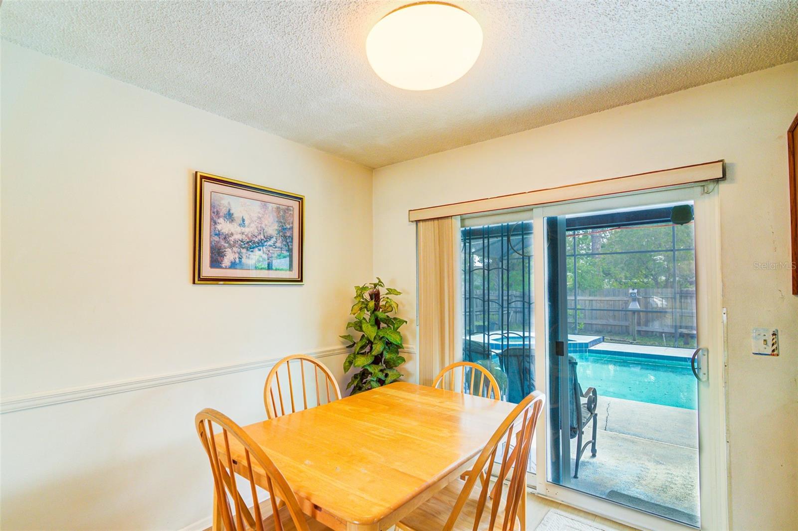 Image 12 of 52 For 2729 Hilda Court