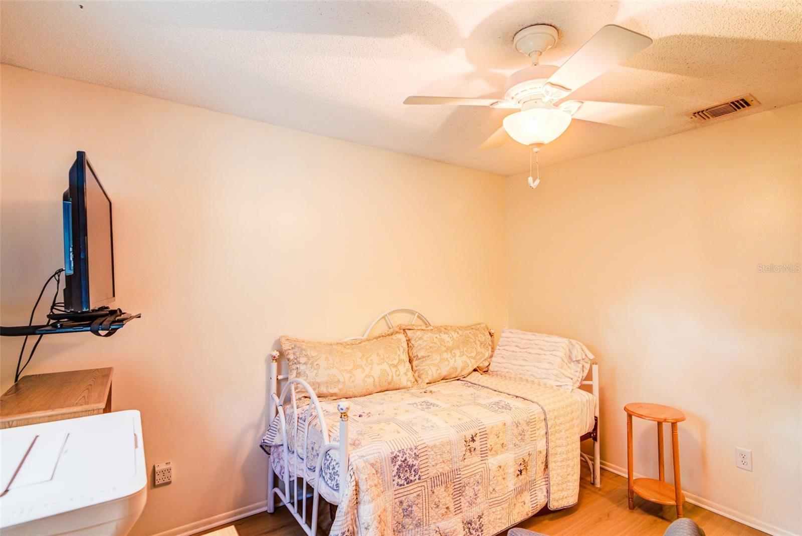 Image 31 of 52 For 2729 Hilda Court