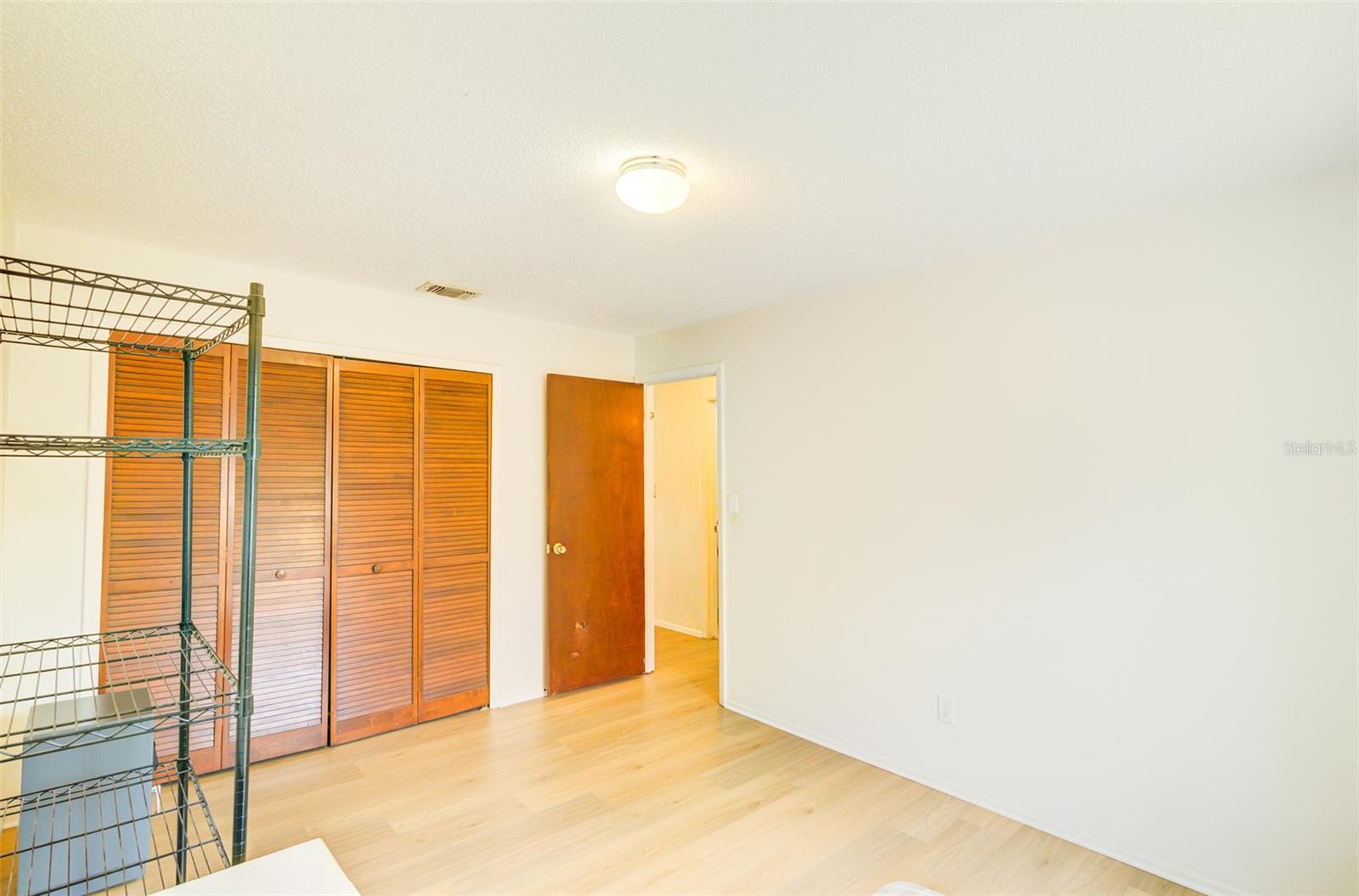 Image 35 of 52 For 2729 Hilda Court