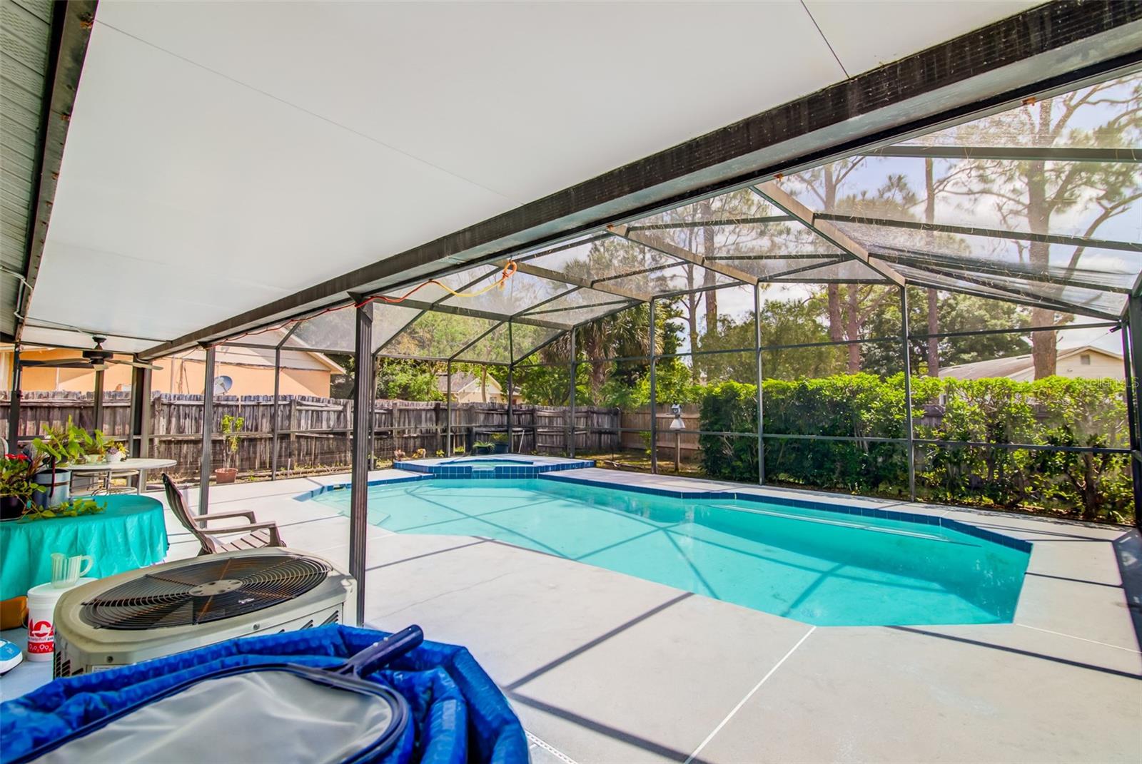 Image 39 of 52 For 2729 Hilda Court