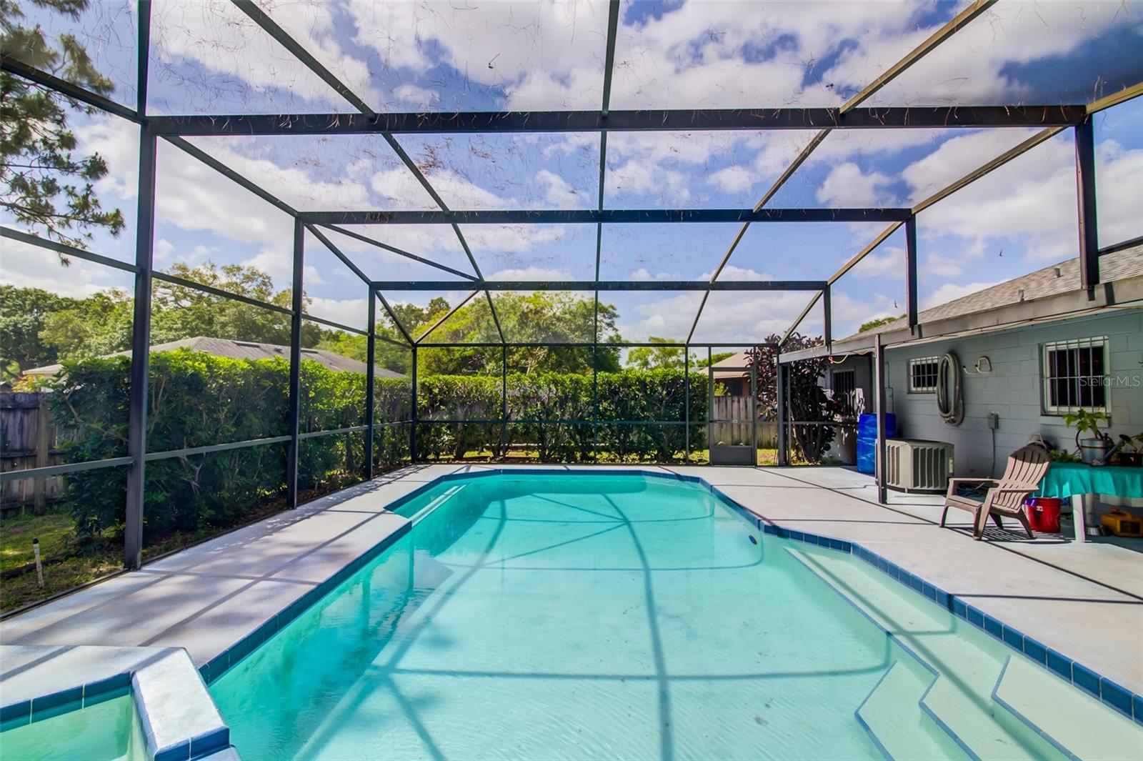 Image 43 of 52 For 2729 Hilda Court
