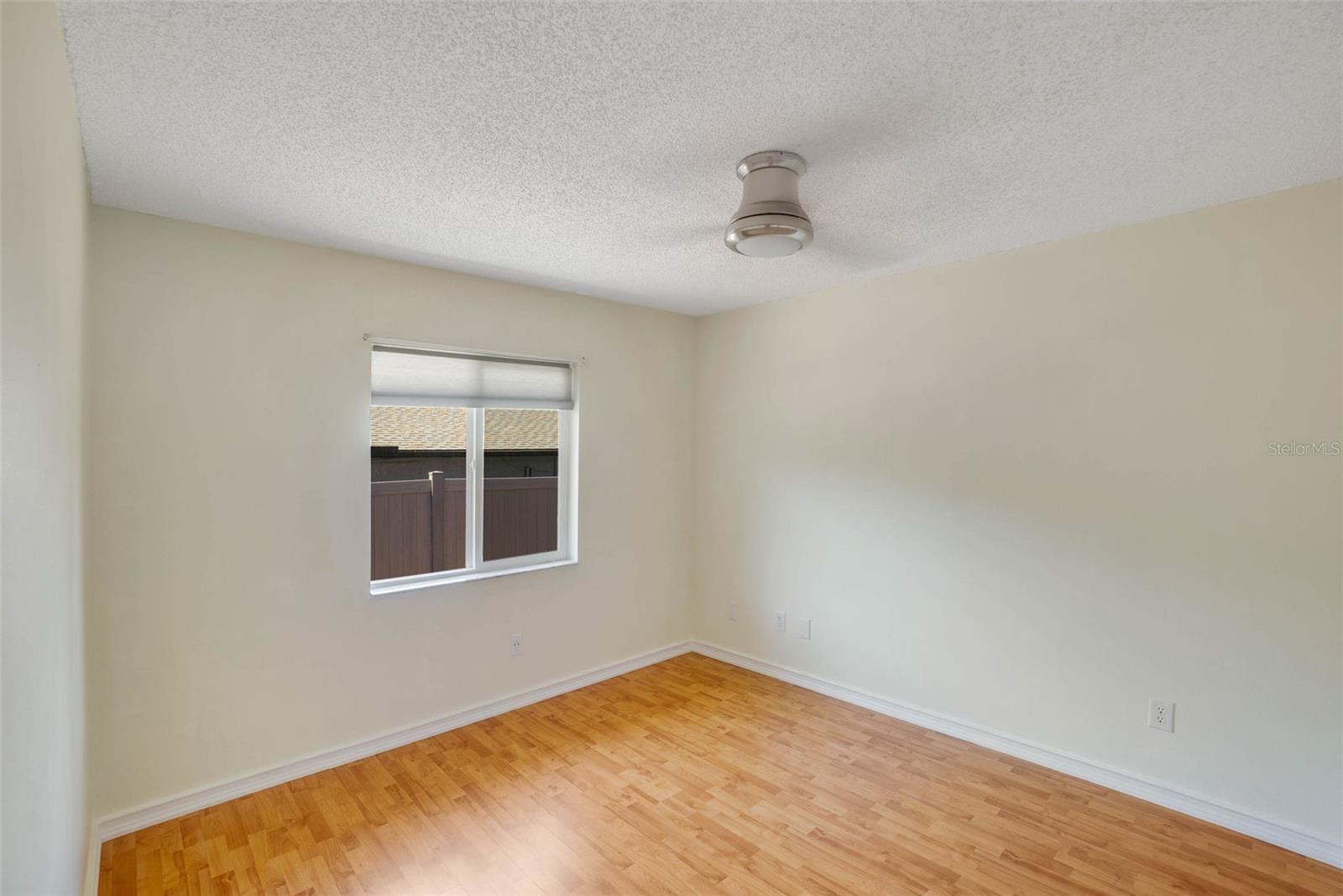 Image 18 of 51 For 2990 Mallard Drive