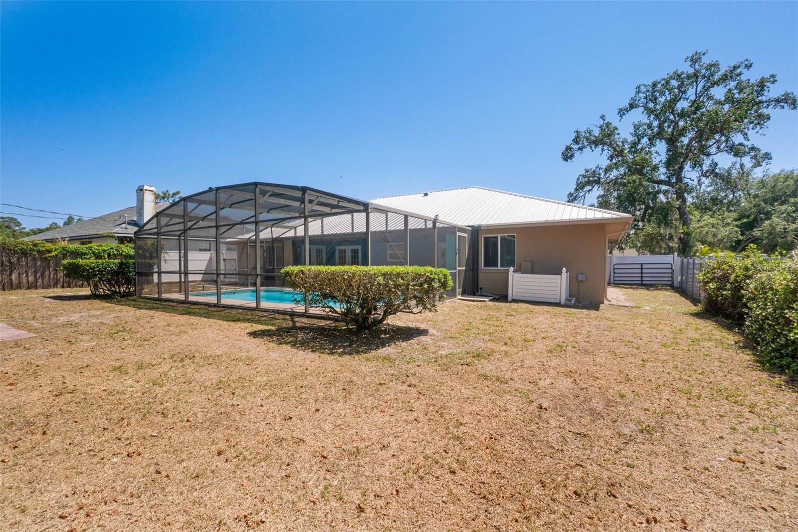 Image 37 of 51 For 2990 Mallard Drive
