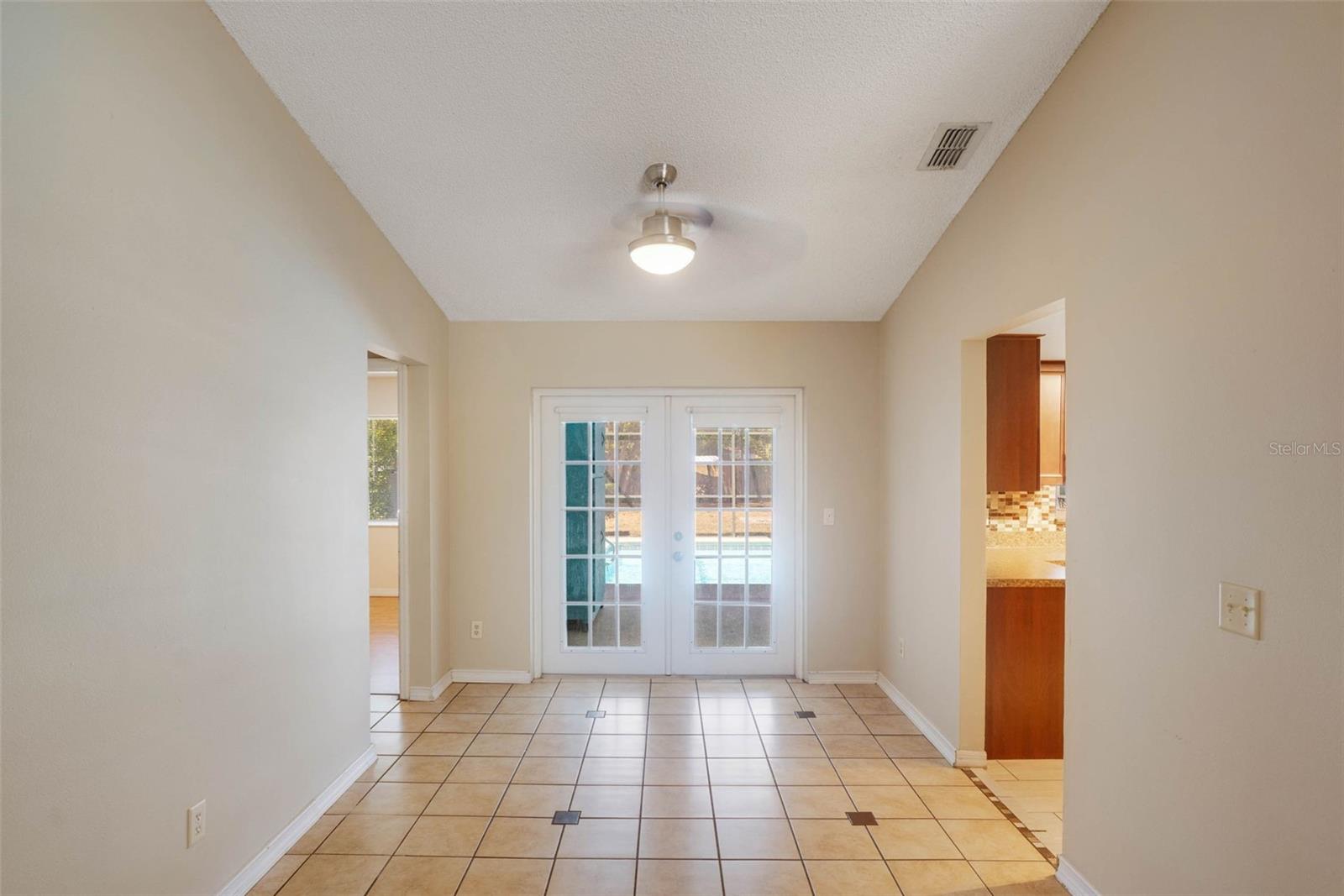 Image 8 of 51 For 2990 Mallard Drive