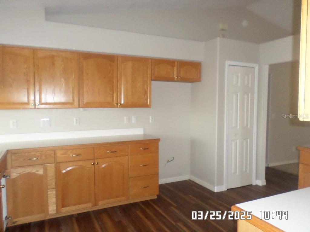 Image 11 of 14 For 21708 Royal St Georges Lane