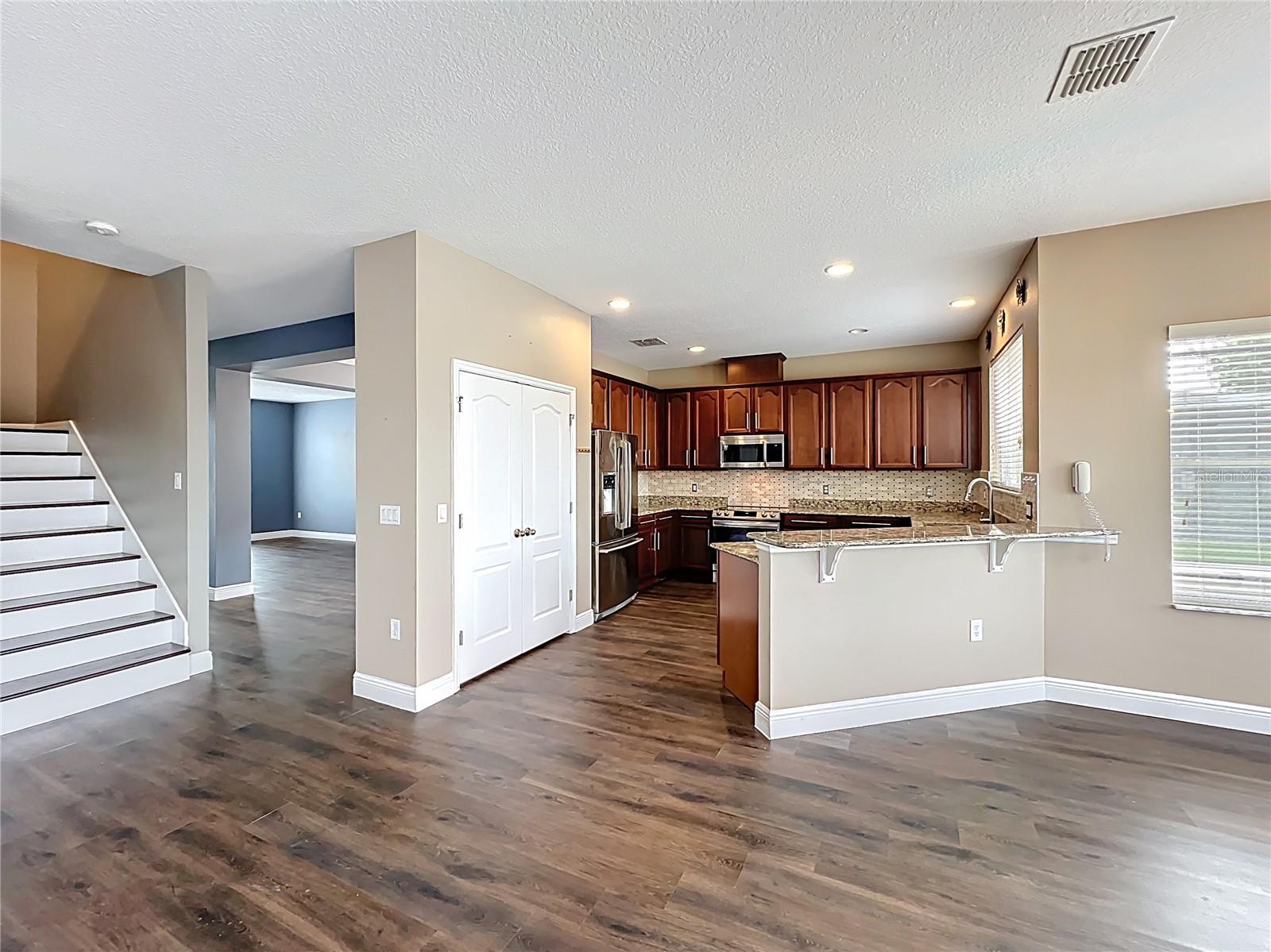 Image 18 of 87 For 2145 Plantation Oak Drive