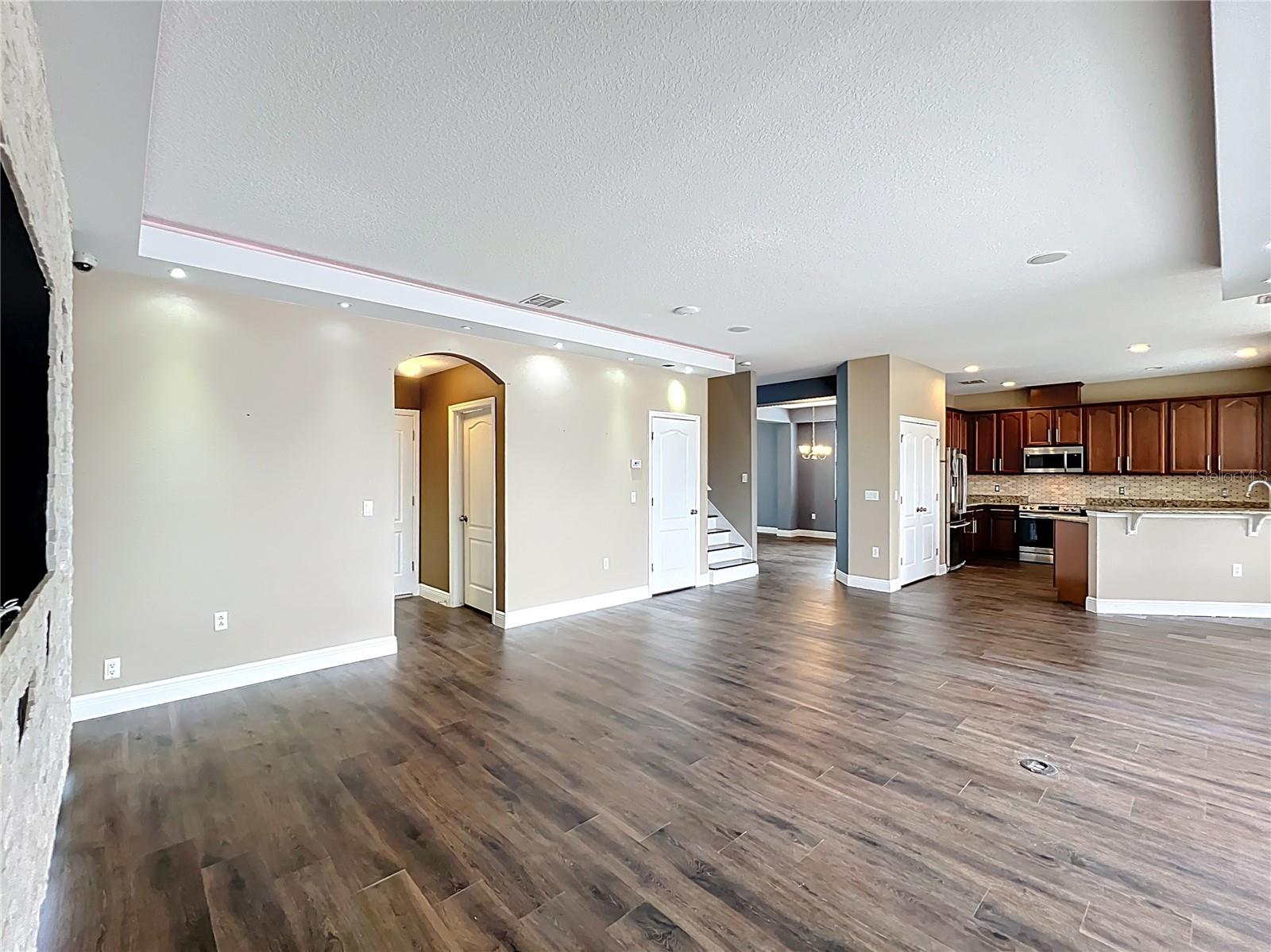 Image 23 of 87 For 2145 Plantation Oak Drive