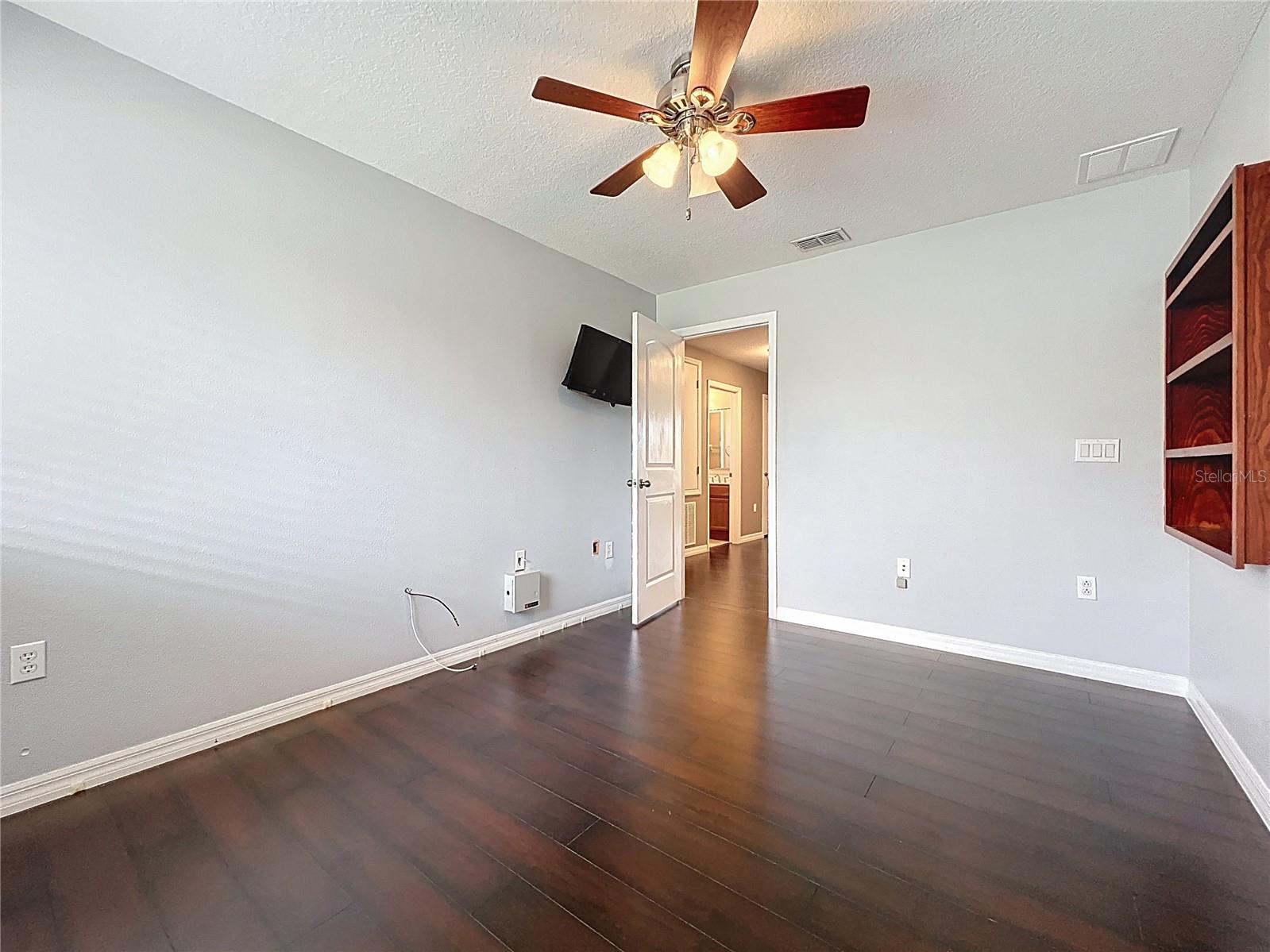 Image 46 of 87 For 2145 Plantation Oak Drive