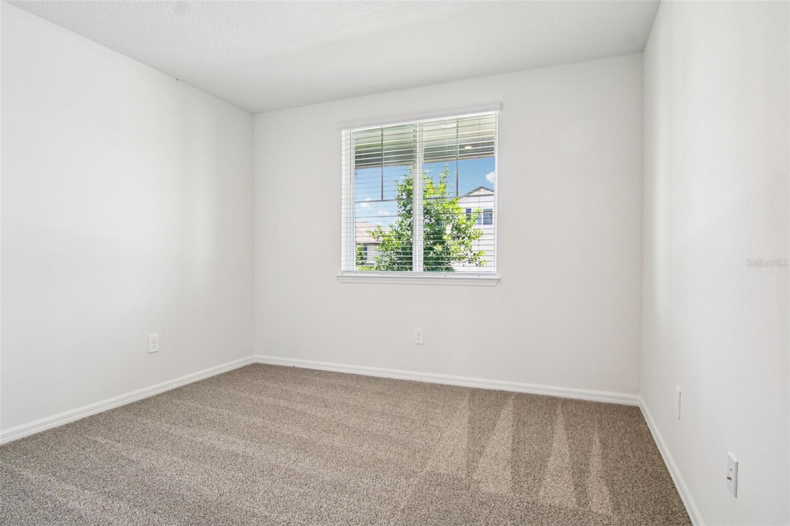 Image 18 of 29 For 1787 Draughton Drive
