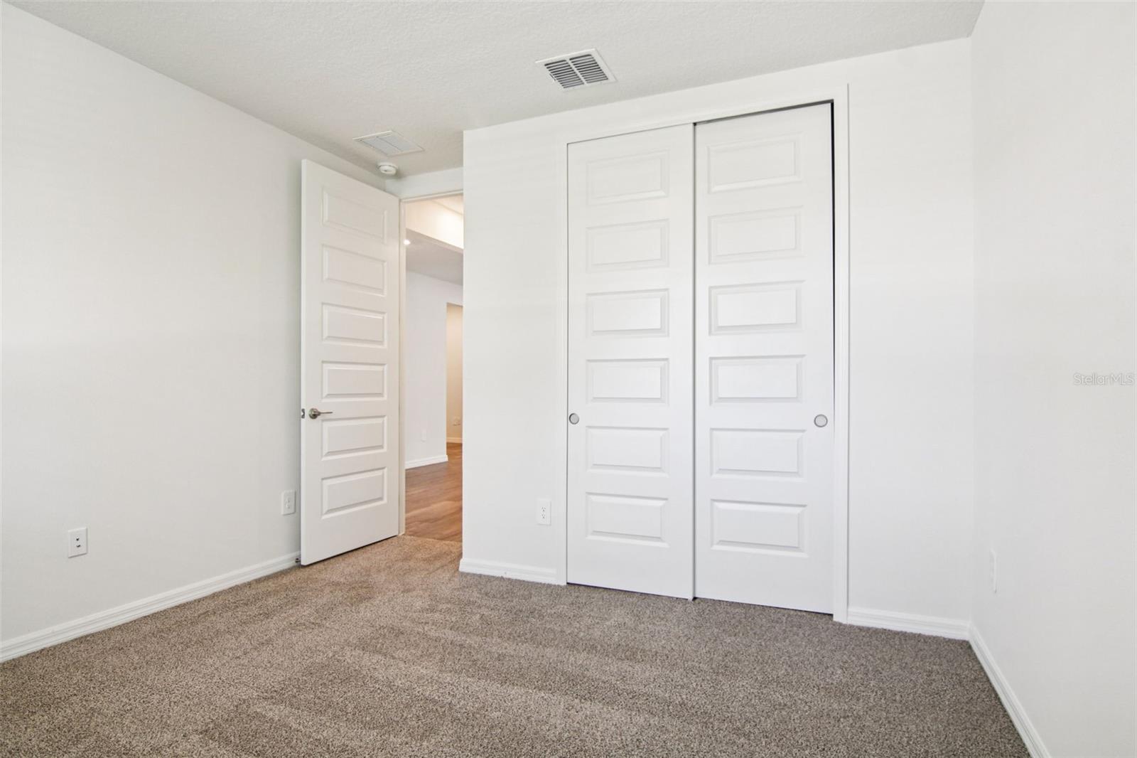 Image 19 of 29 For 1787 Draughton Drive