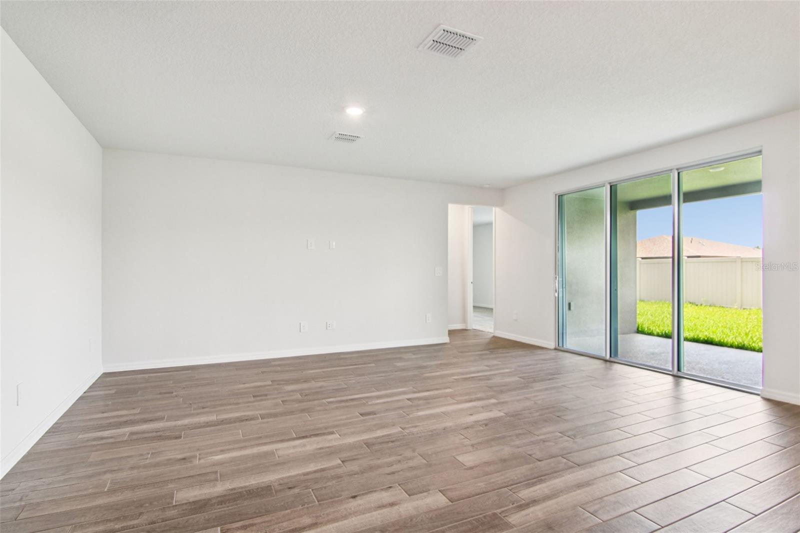 Image 5 of 29 For 1787 Draughton Drive