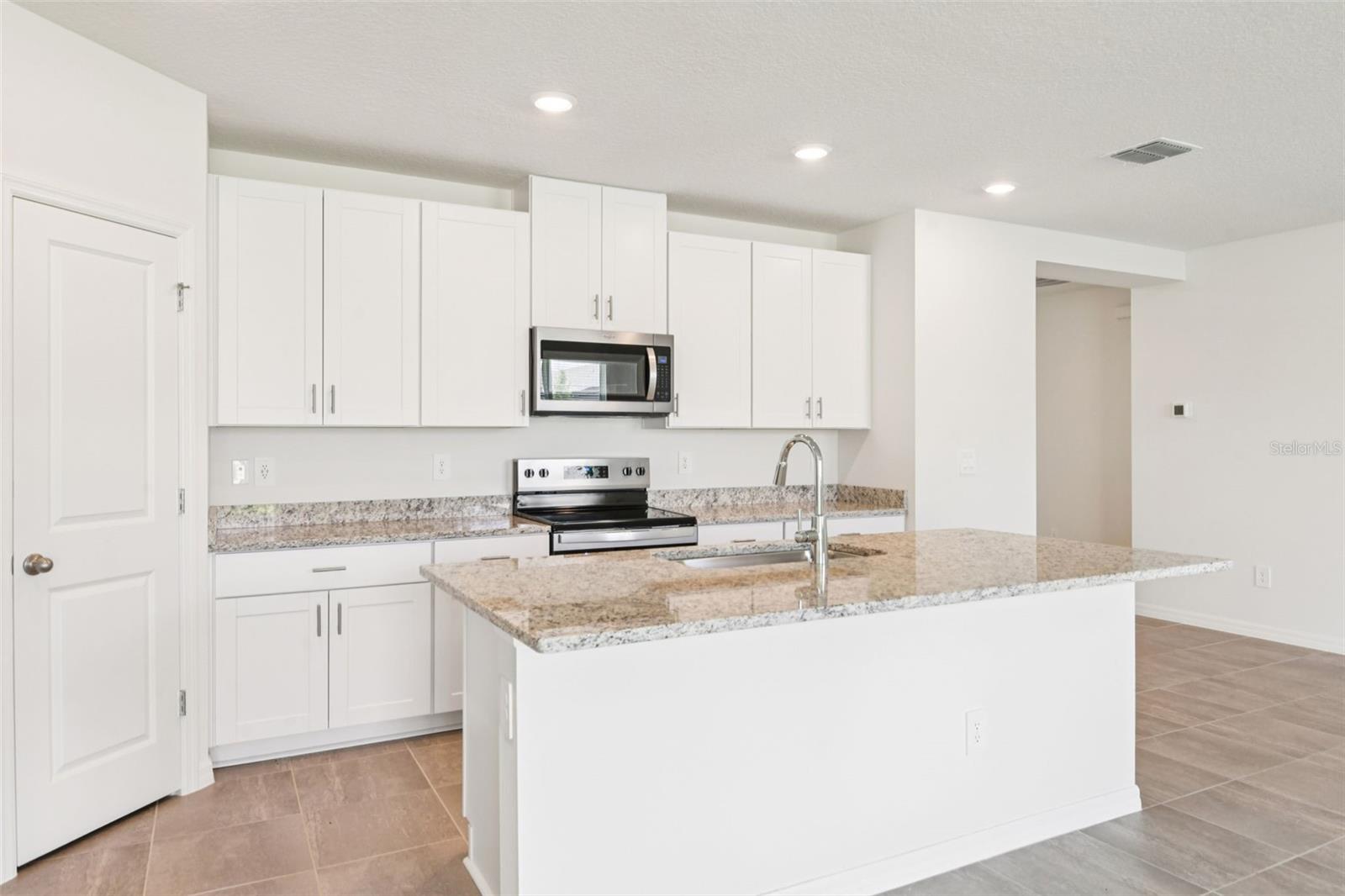 Image 14 of 26 For 1752 Brekey Way