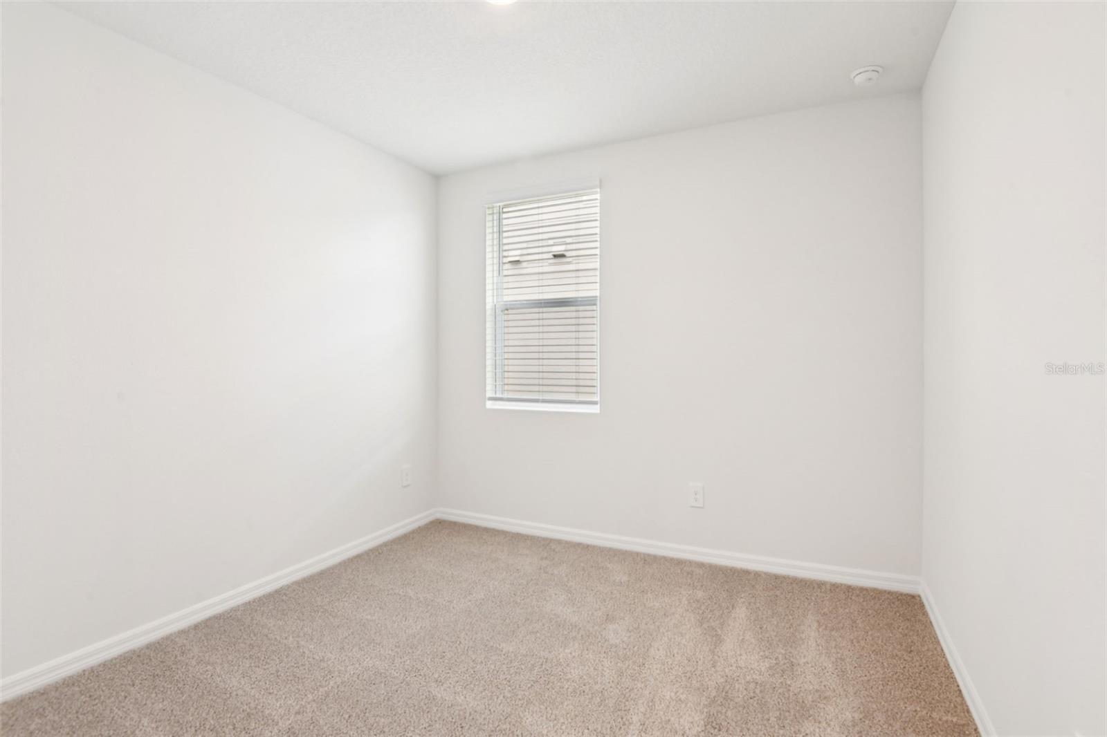 Image 18 of 26 For 1752 Brekey Way