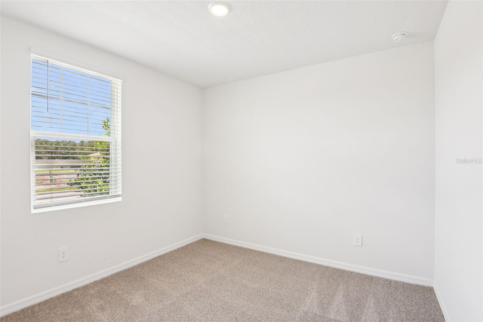 Image 19 of 26 For 1752 Brekey Way