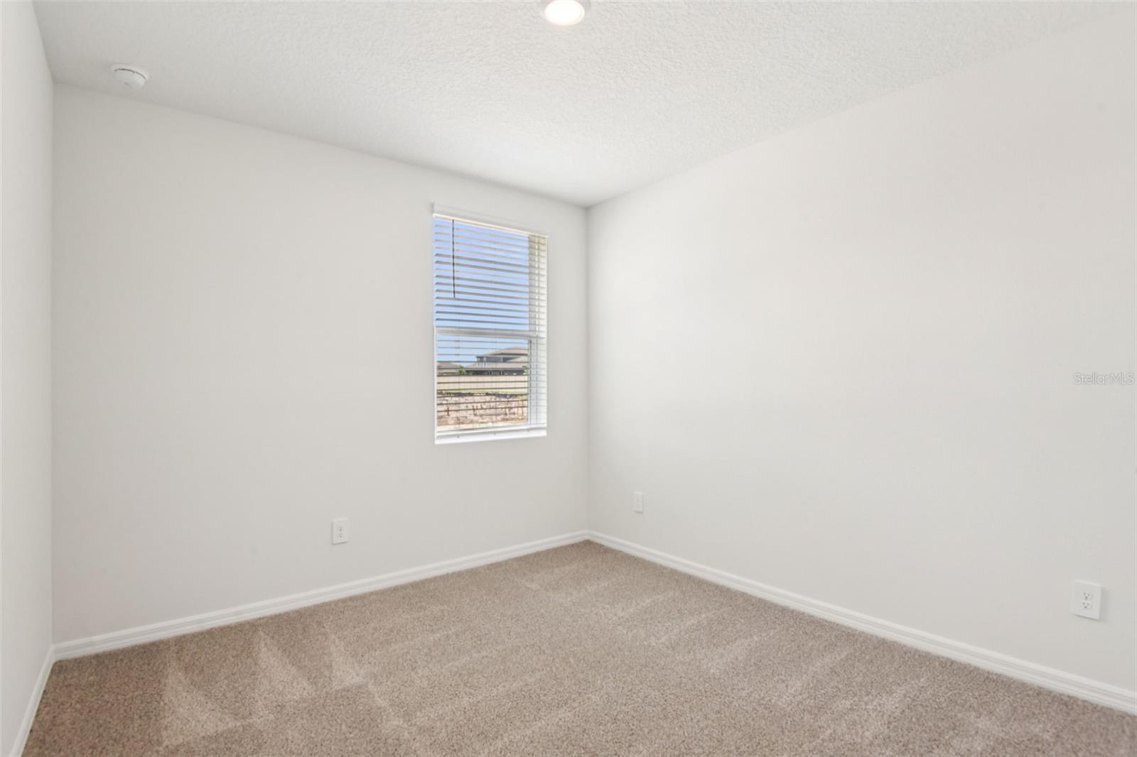 Image 21 of 26 For 1752 Brekey Way