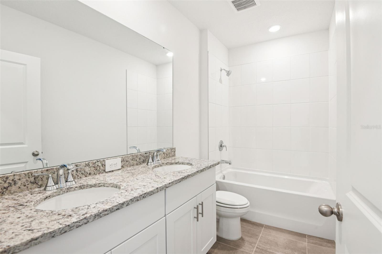 Image 22 of 26 For 1752 Brekey Way