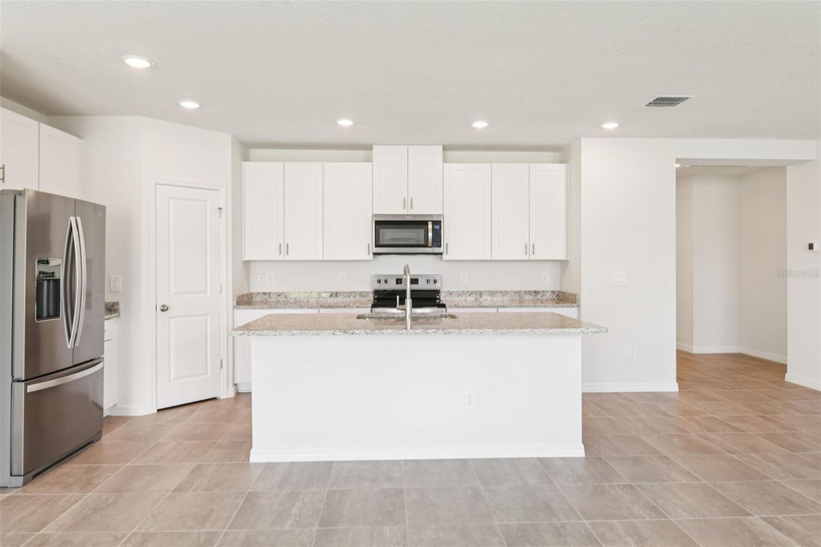 Image 3 of 26 For 1752 Brekey Way