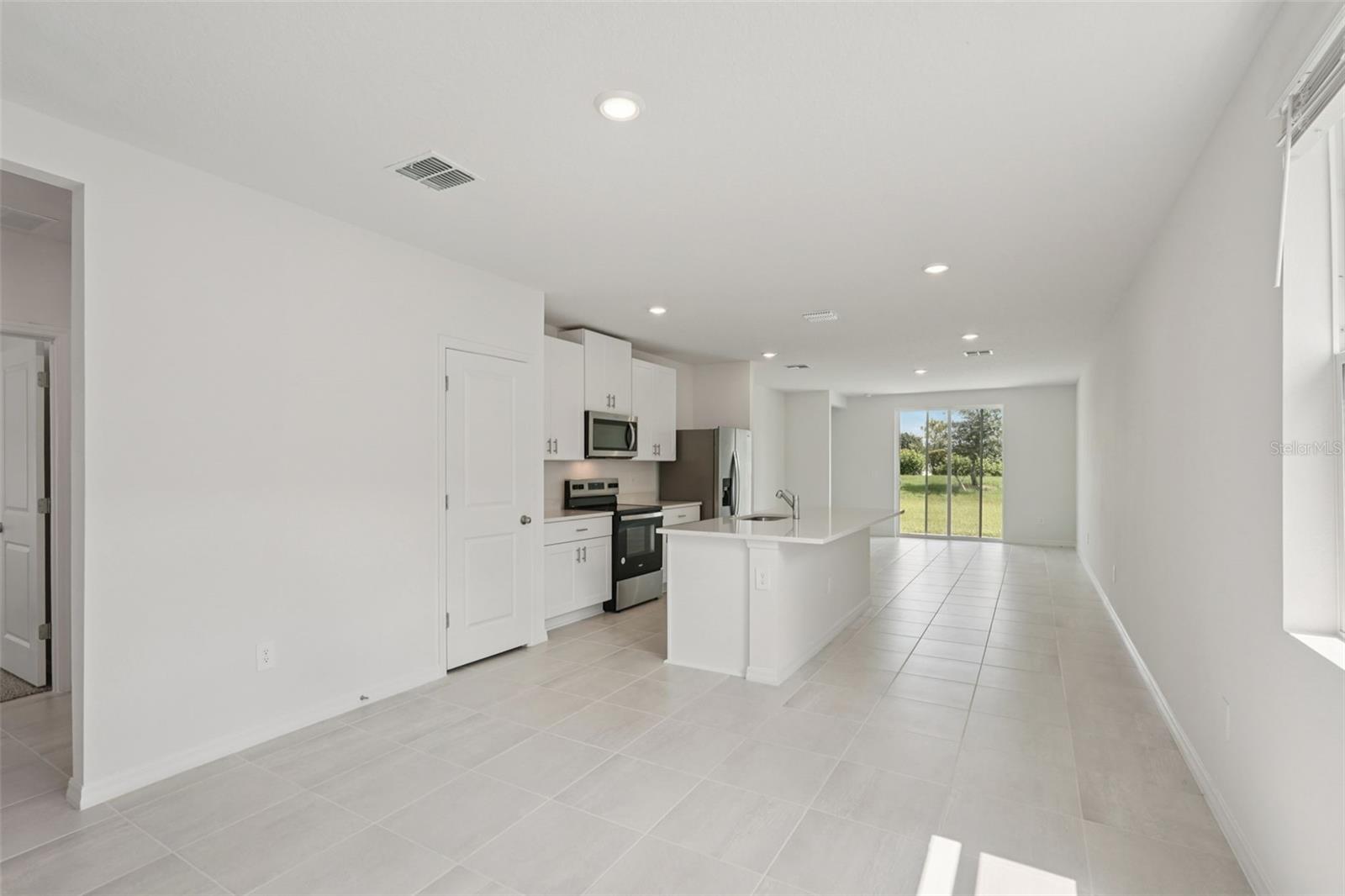 Image 5 of 30 For 14106 Crutchfield Court