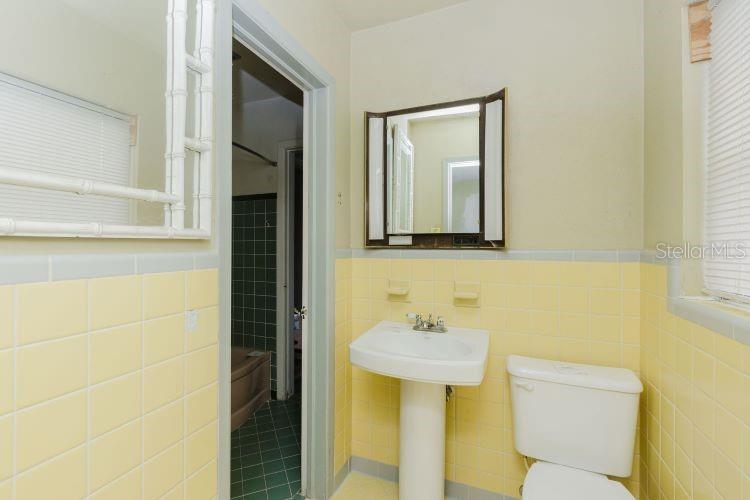 Image 15 of 15 For 17401 1st Street E