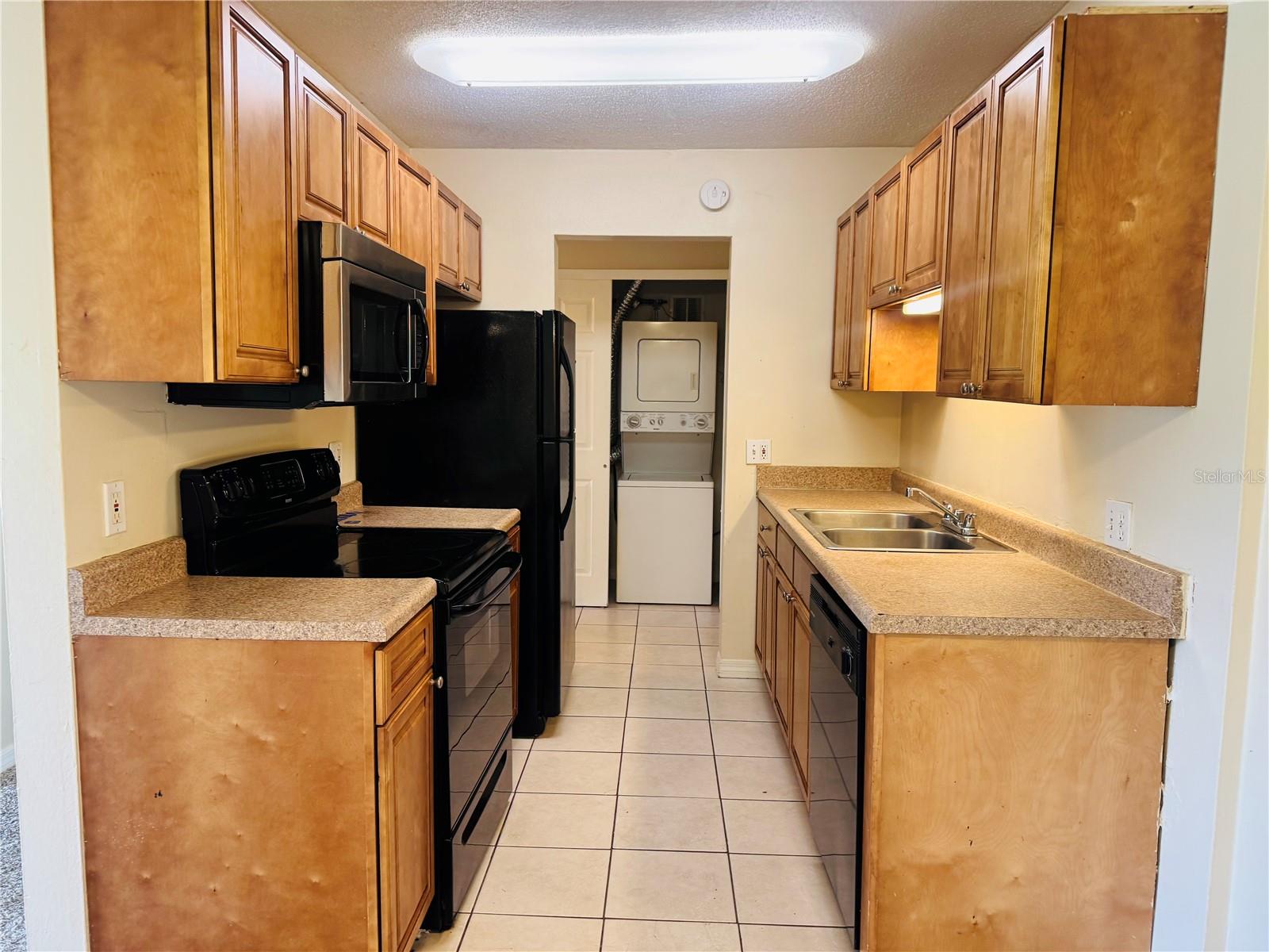 Image 4 of 25 For 1695 Lee Road E214